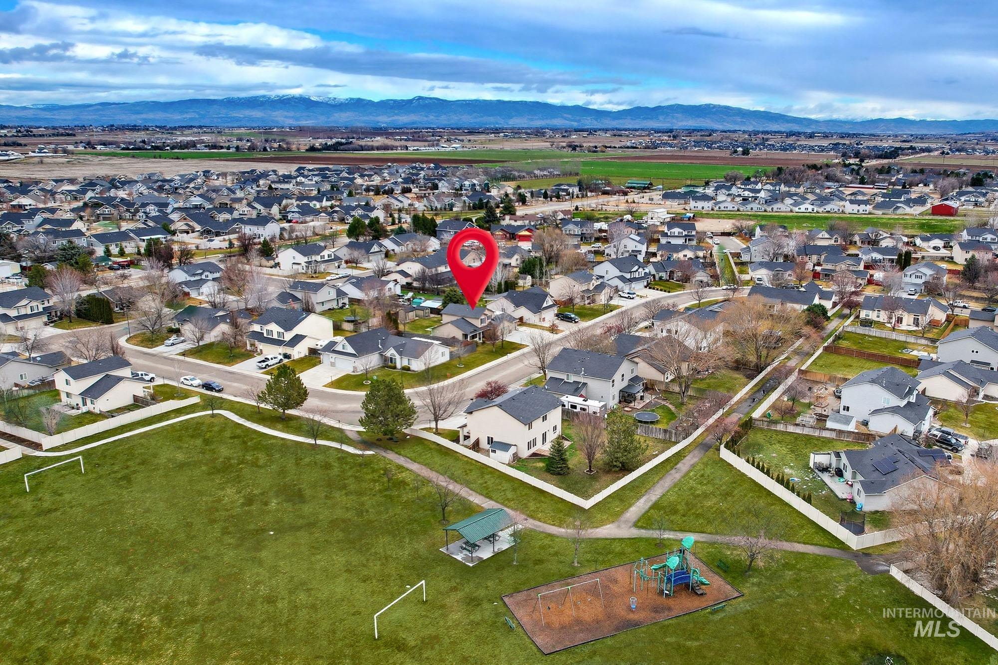 236 E Wythburn St, Kuna, Idaho 83634, 4 Bedrooms, 2.5 Bathrooms, Residential For Sale, Price $450,000, 98976069