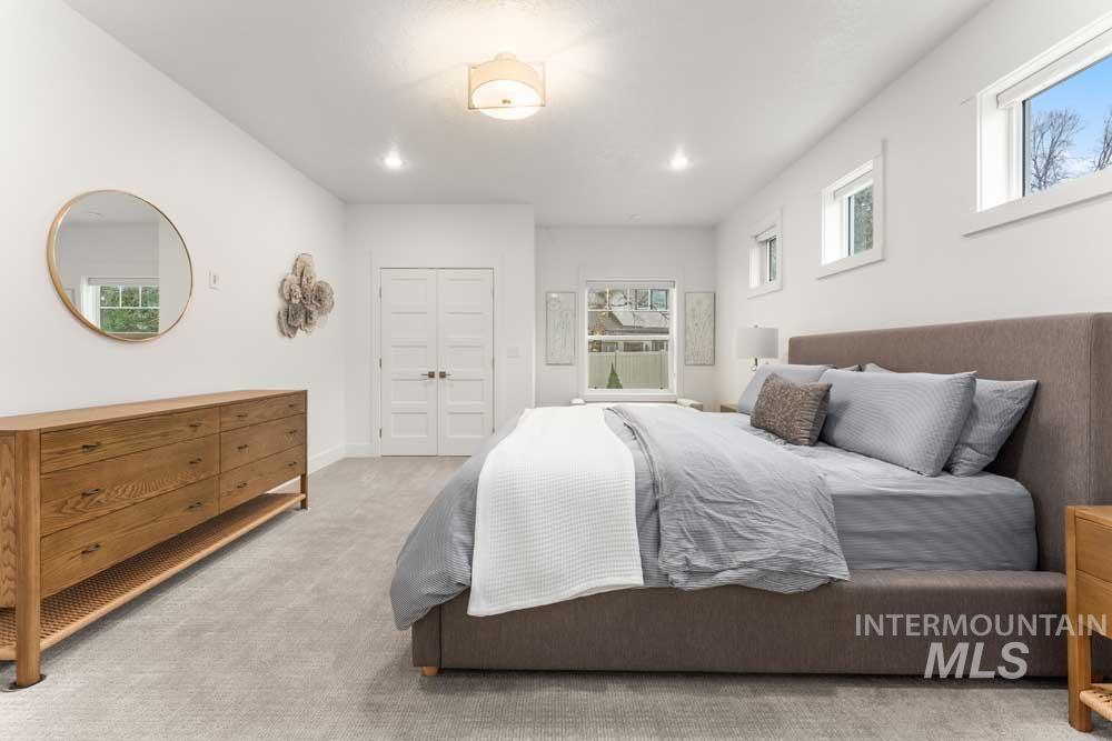 2384 S Marypost Ave., Eagle, Idaho 83616, 3 Bedrooms, 2.5 Bathrooms, Residential For Sale, Price $949,900, 98976070