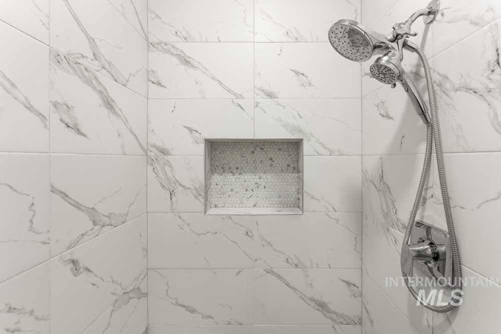 2384 S Marypost Ave., Eagle, Idaho 83616, 3 Bedrooms, 2.5 Bathrooms, Residential For Sale, Price $949,900, 98976070