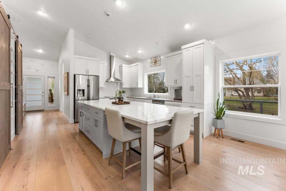 2384 S Marypost Ave., Eagle, Idaho 83616, 3 Bedrooms, 2.5 Bathrooms, Residential For Sale, Price $949,900, 98976070