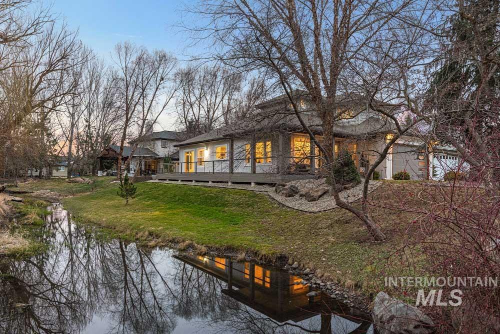 2384 S Marypost Ave., Eagle, Idaho 83616, 3 Bedrooms, 2.5 Bathrooms, Residential For Sale, Price $949,900, 98976070