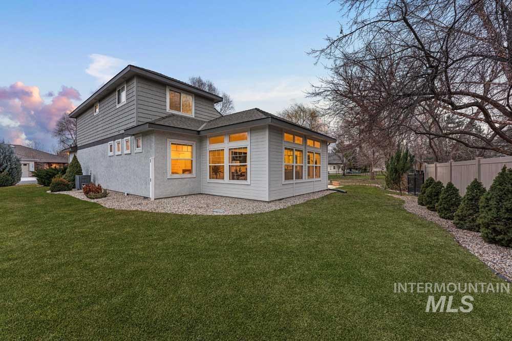 2384 S Marypost Ave., Eagle, Idaho 83616, 3 Bedrooms, 2.5 Bathrooms, Residential For Sale, Price $949,900, 98976070