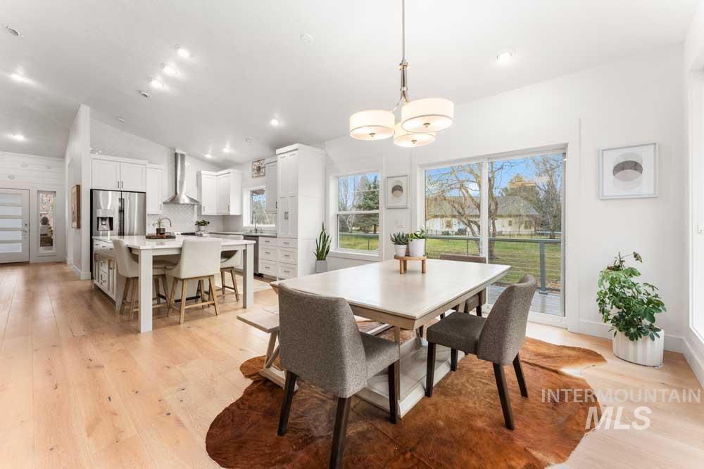 2384 S Marypost Ave., Eagle, Idaho 83616, 3 Bedrooms, 2.5 Bathrooms, Residential For Sale, Price $949,900, 98976070