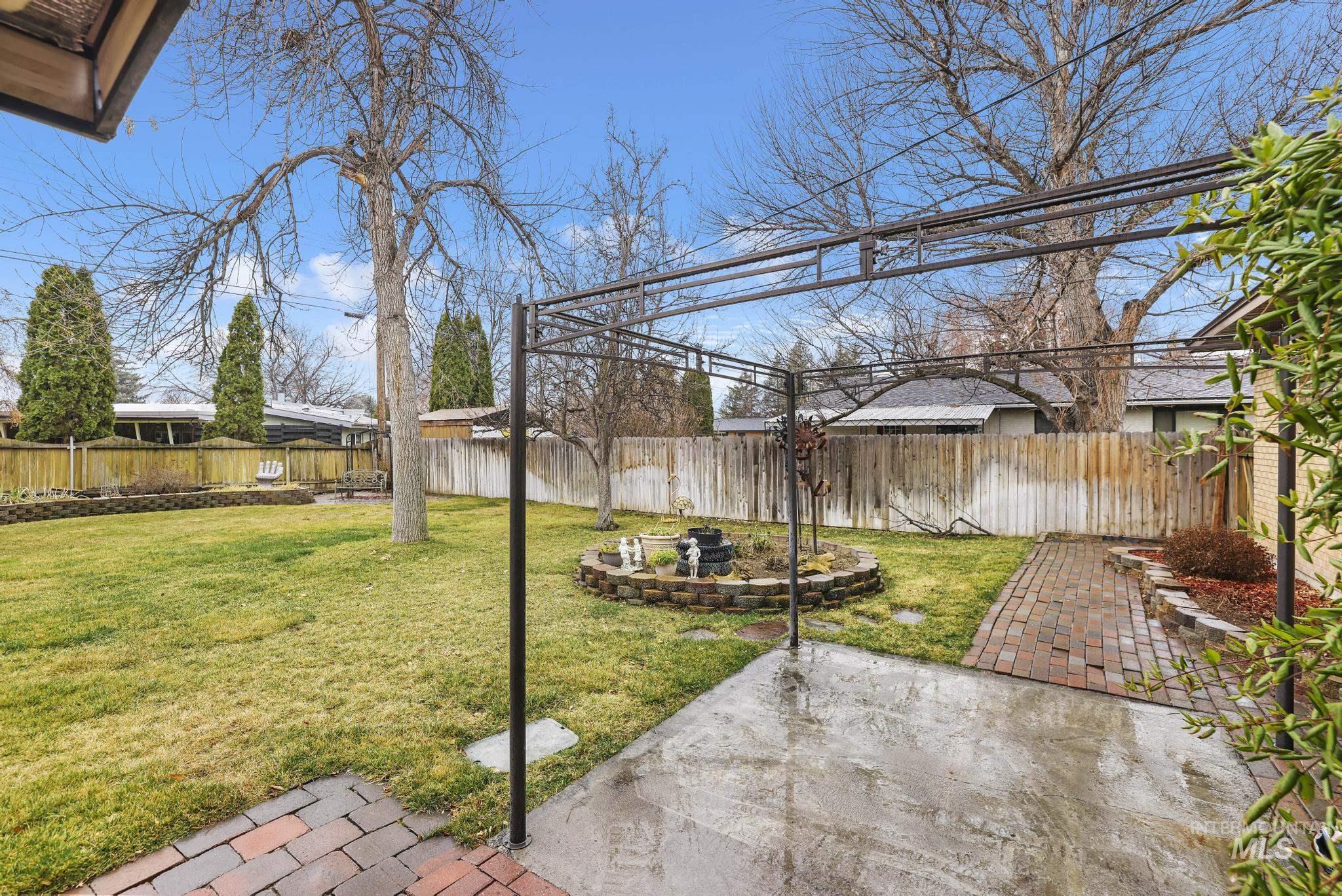 744 Northview Drive, Twin Falls, Idaho 83301, 4 Bedrooms, 2 Bathrooms, Residential For Sale, Price $395,000, 98976071