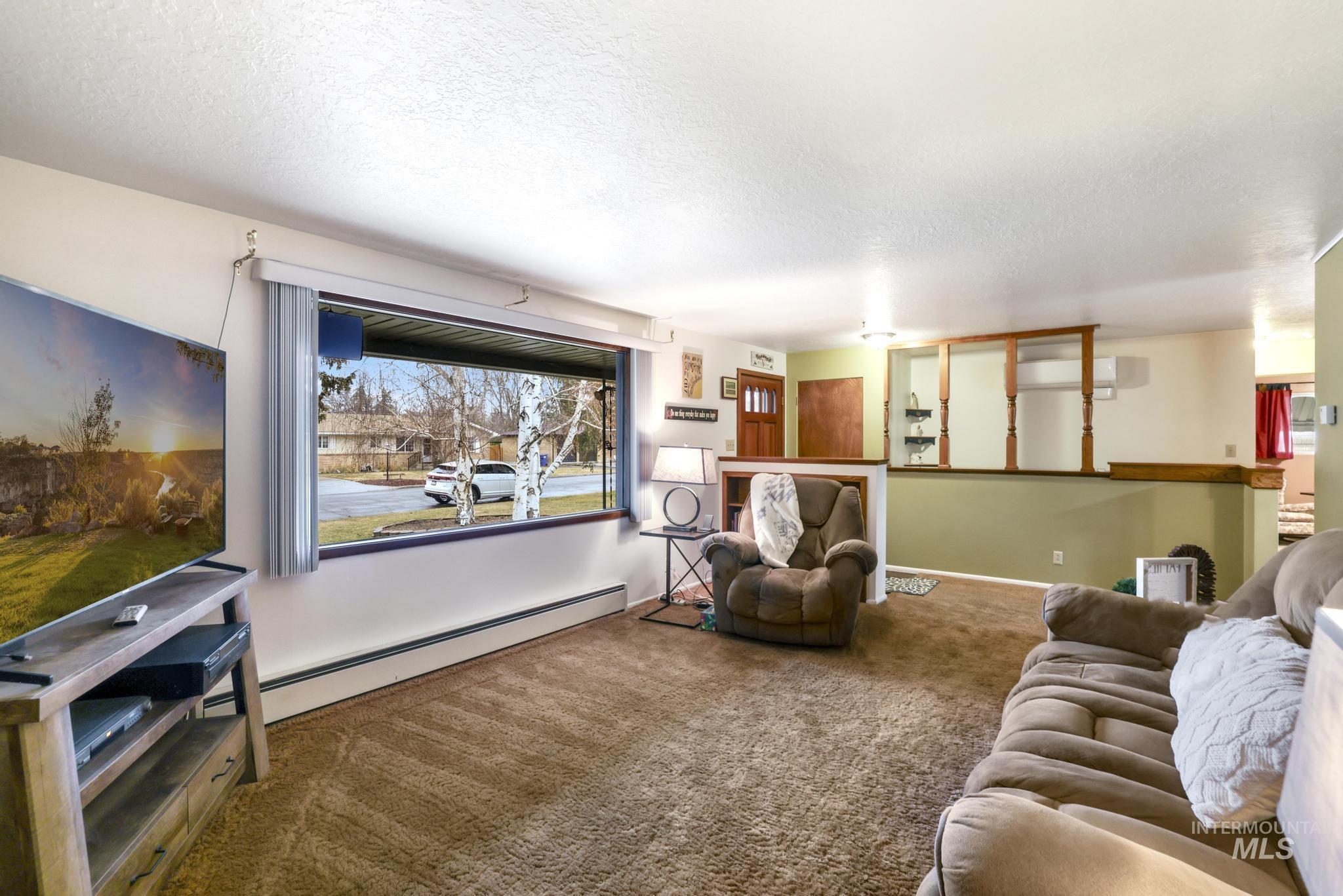 744 Northview Drive, Twin Falls, Idaho 83301, 4 Bedrooms, 2 Bathrooms, Residential For Sale, Price $395,000, 98976071