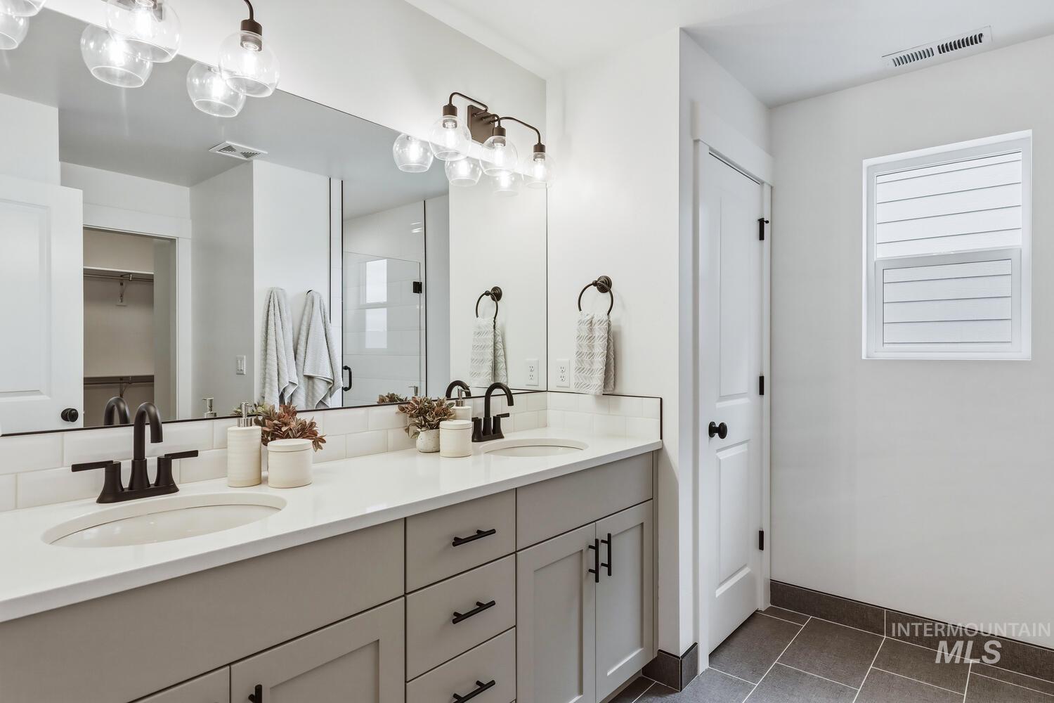 18406 Hush Creek Way, Nampa, Idaho 83687, 4 Bedrooms, 2.5 Bathrooms, Residential For Sale, Price $539,000, 98976072