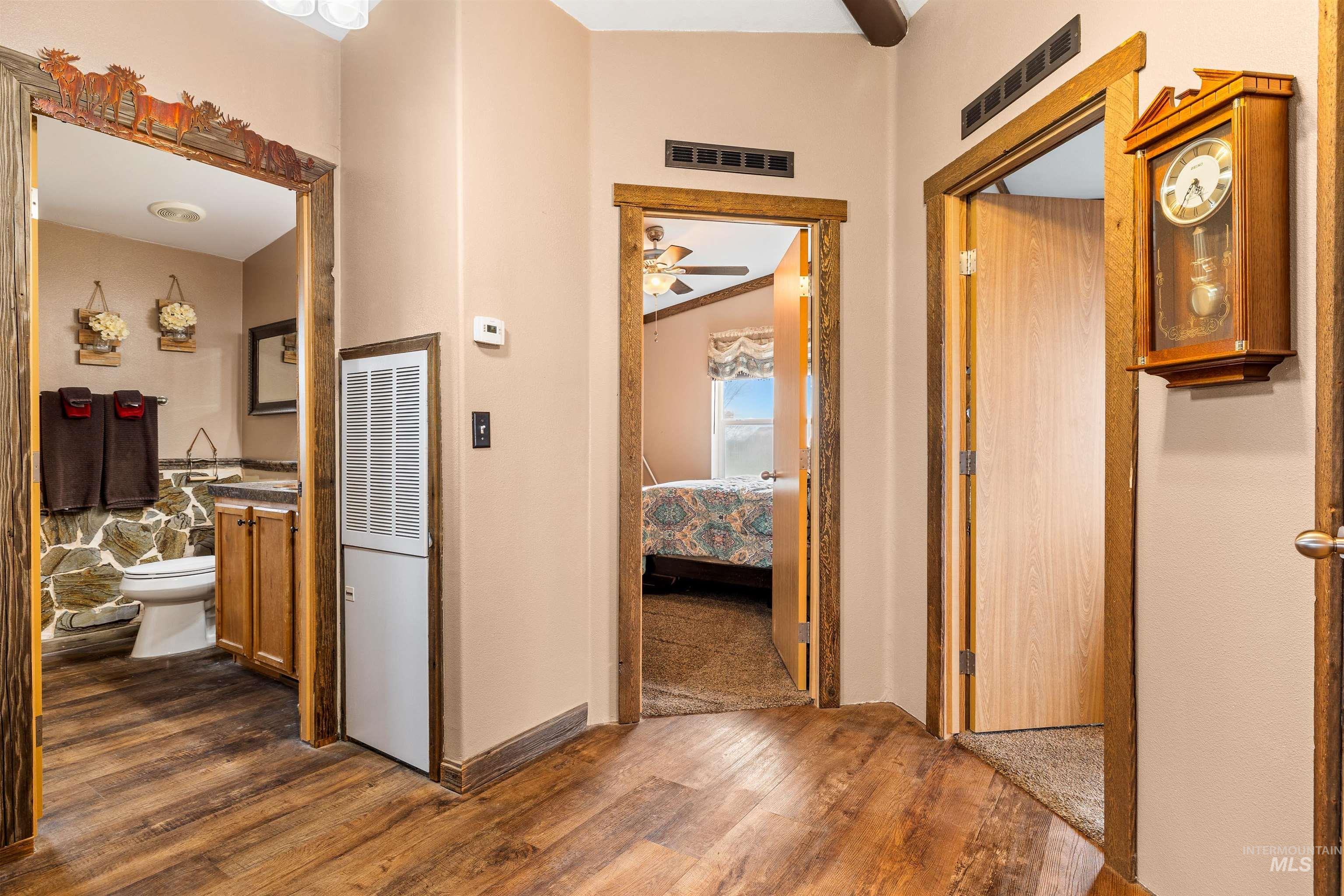 1 W 200 N, Fairfield, Idaho 83327, 2 Bedrooms, 1 Bathroom, Residential For Sale, Price $350,000, 98976074