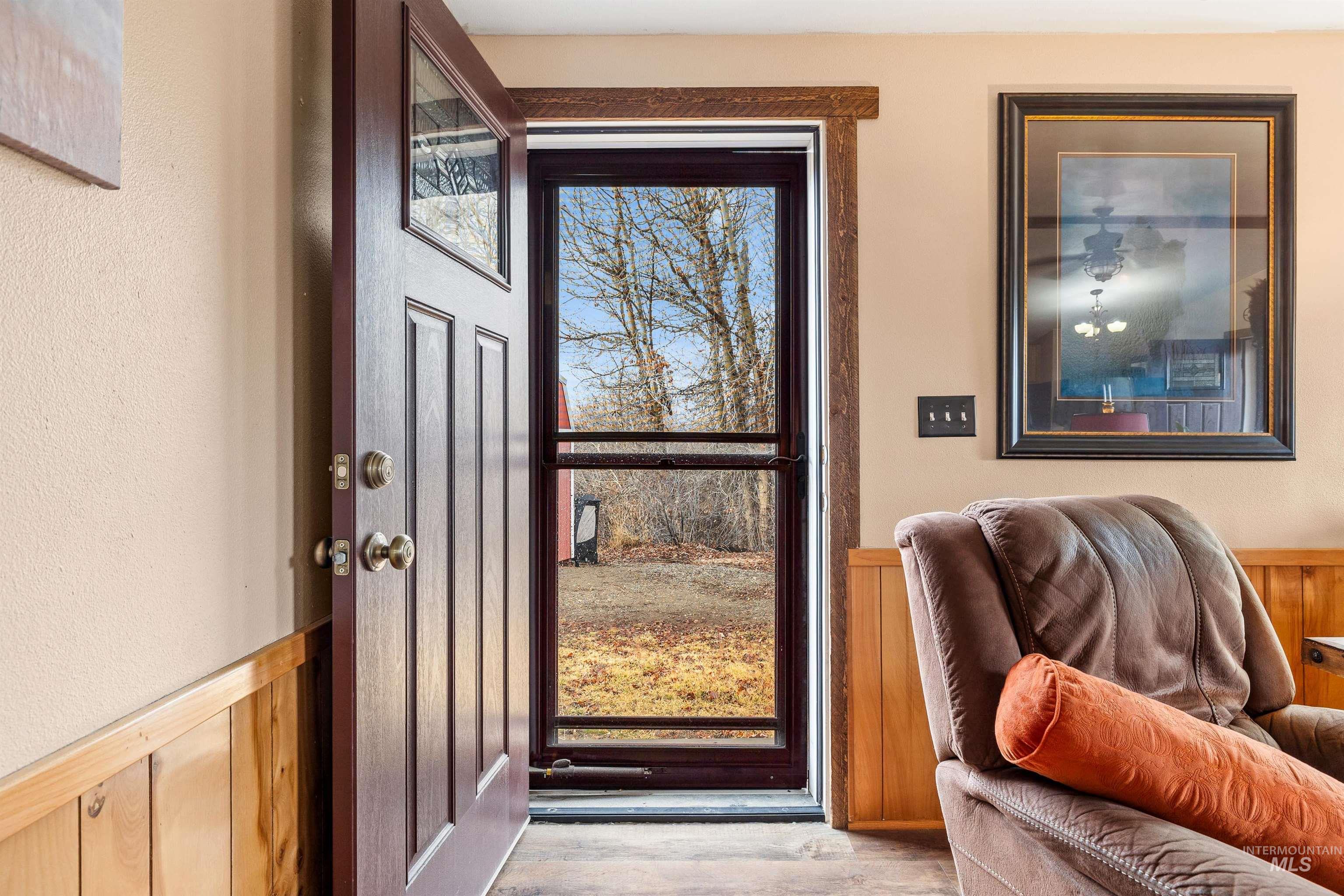 1 W 200 N, Fairfield, Idaho 83327, 2 Bedrooms, 1 Bathroom, Residential For Sale, Price $350,000, 98976074