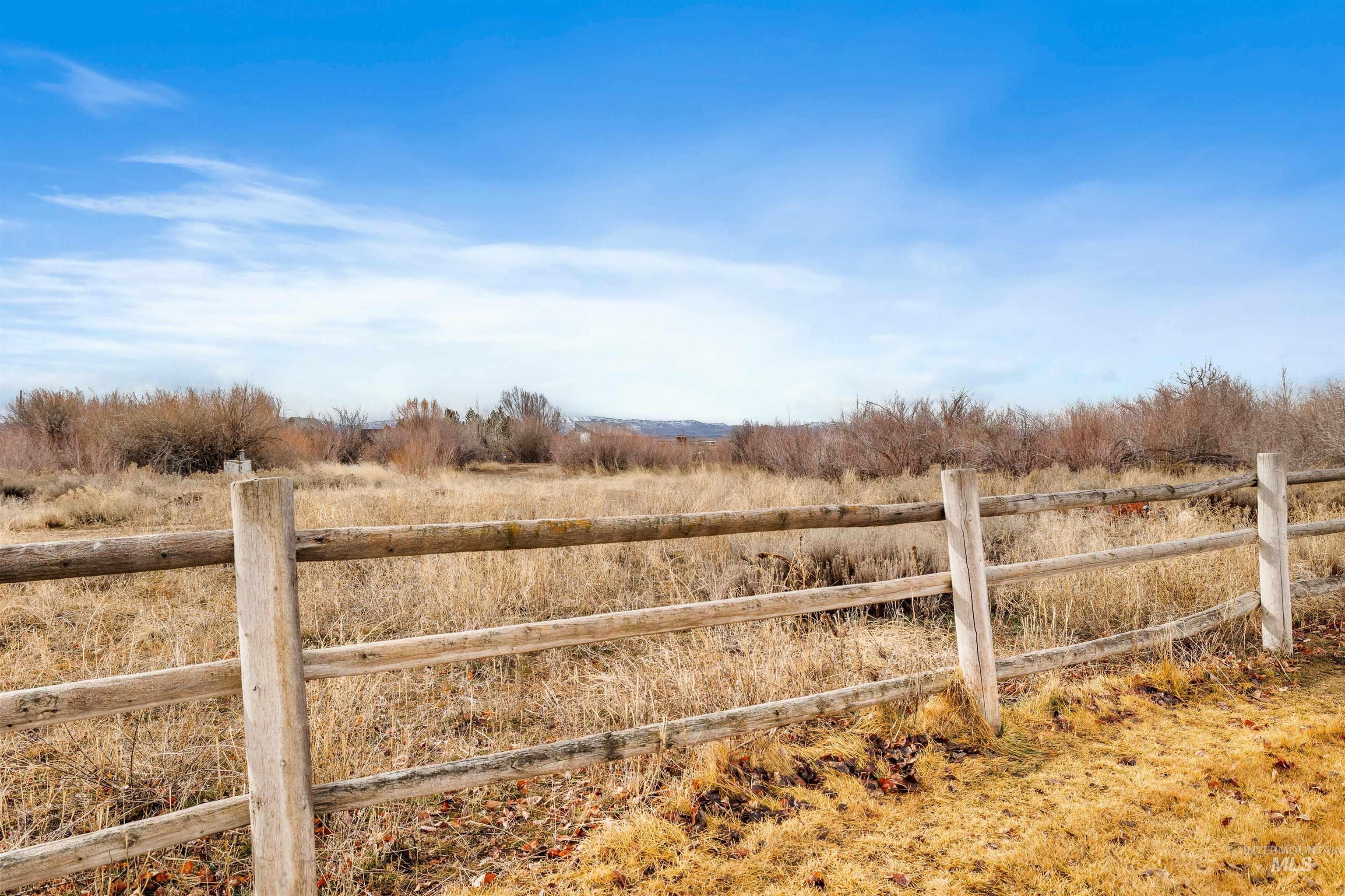 1 W 200 N, Fairfield, Idaho 83327, 2 Bedrooms, 1 Bathroom, Residential For Sale, Price $350,000, 98976074