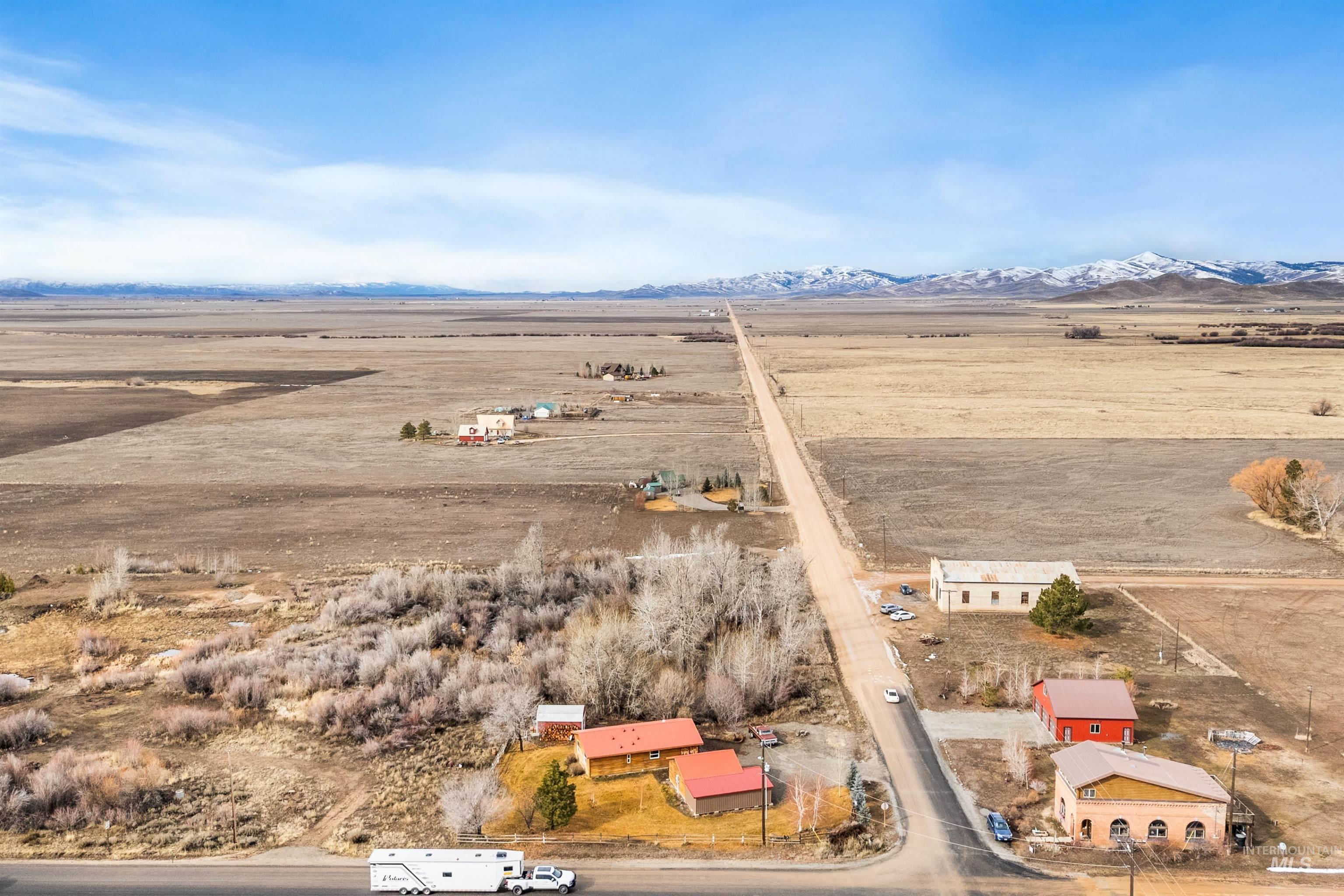 1 W 200 N, Fairfield, Idaho 83327, 2 Bedrooms, 1 Bathroom, Residential For Sale, Price $350,000, 98976074