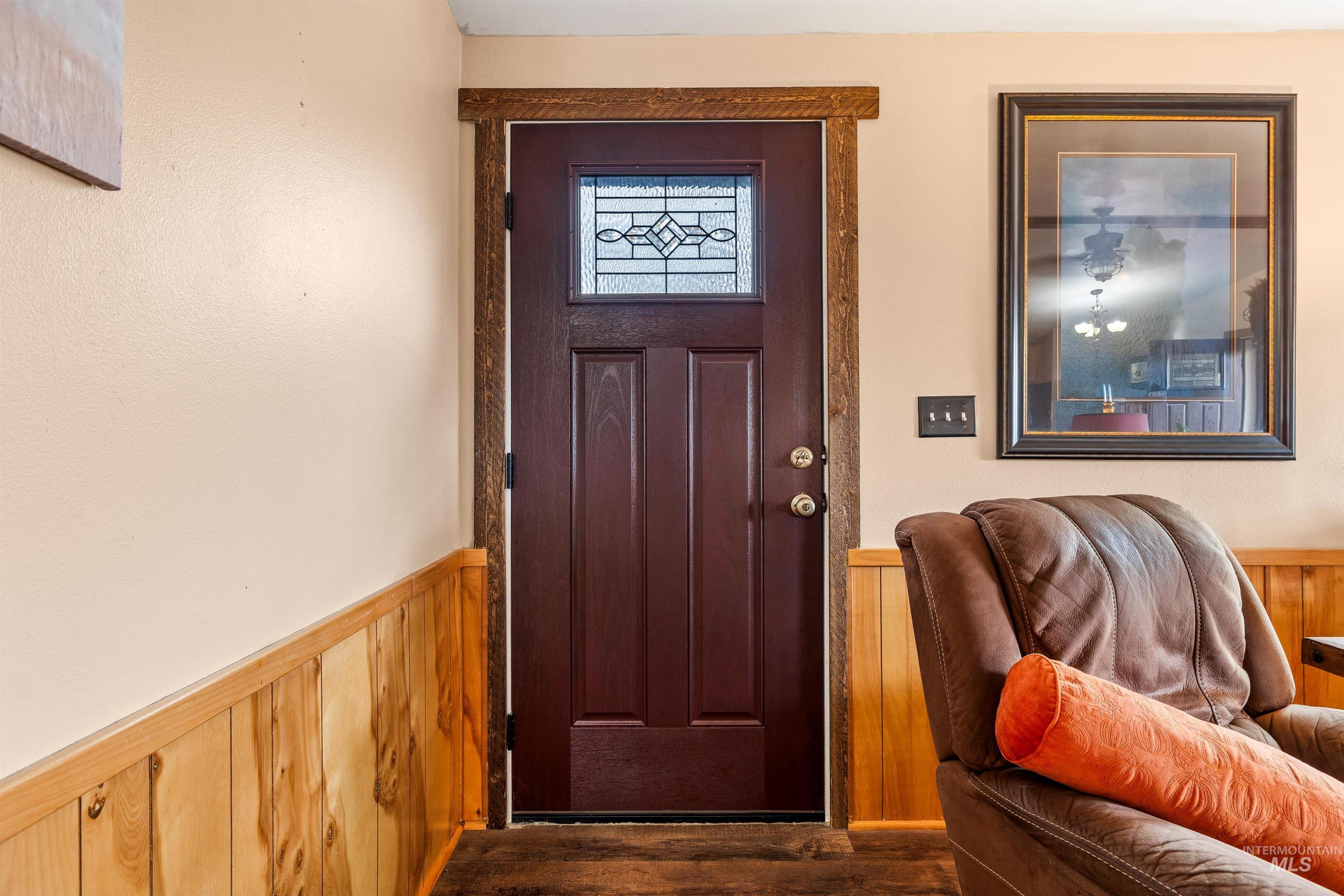 1 W 200 N, Fairfield, Idaho 83327, 2 Bedrooms, 1 Bathroom, Residential For Sale, Price $350,000, 98976074