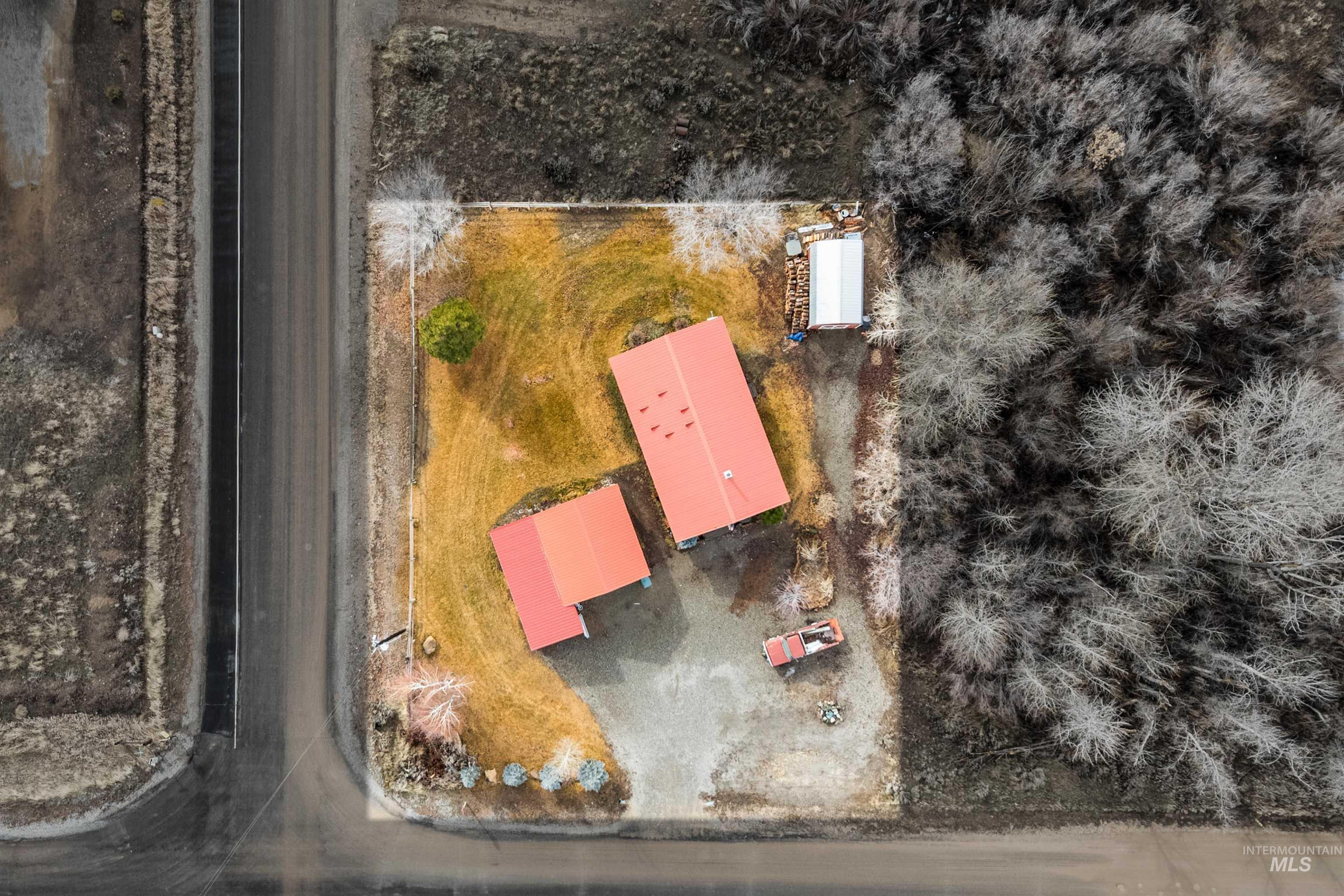 1 W 200 N, Fairfield, Idaho 83327, 2 Bedrooms, 1 Bathroom, Residential For Sale, Price $350,000, 98976074