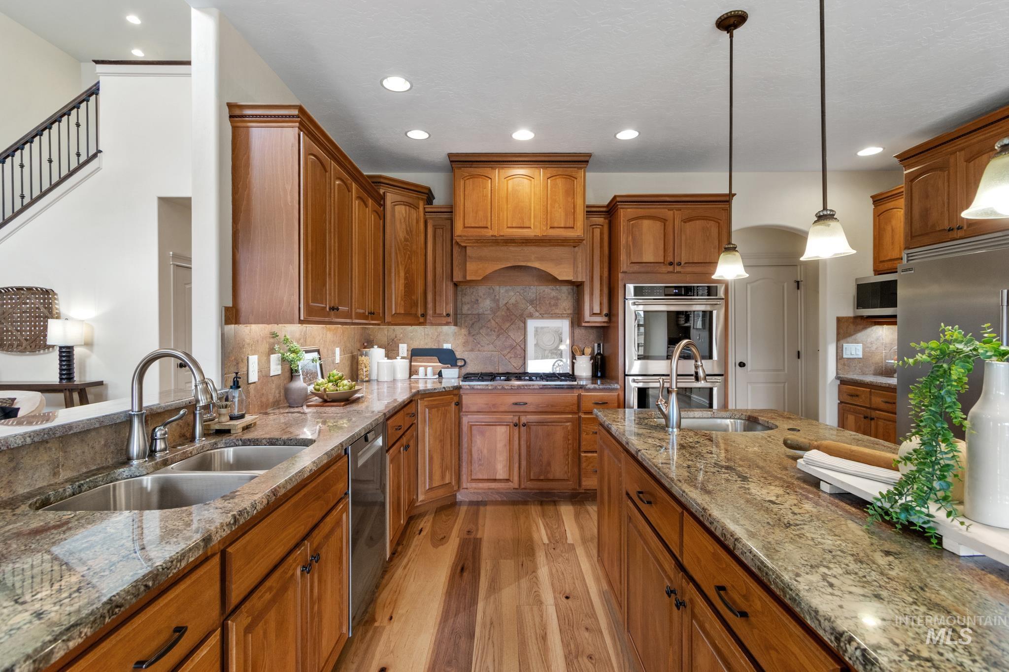 8357 Copper Creek Way, Middleton, Idaho 83644, 5 Bedrooms, 4.5 Bathrooms, Residential For Sale, Price $1,200,000, 98976075