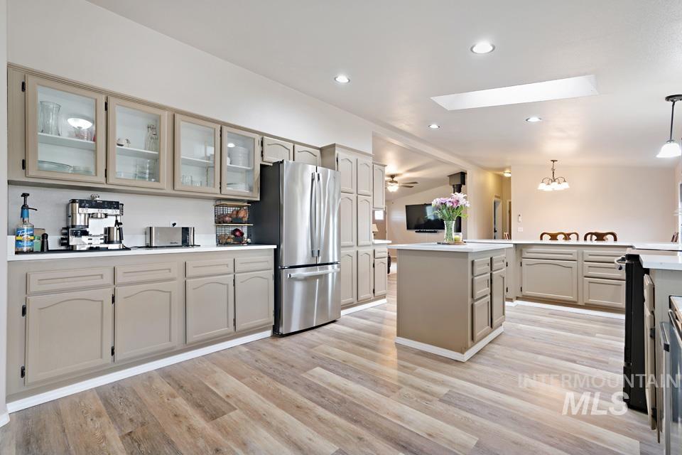 9446 Wright Rd, Melba, Idaho 83641, 3 Bedrooms, 2 Bathrooms, Residential For Sale, Price $475,000, 98976076