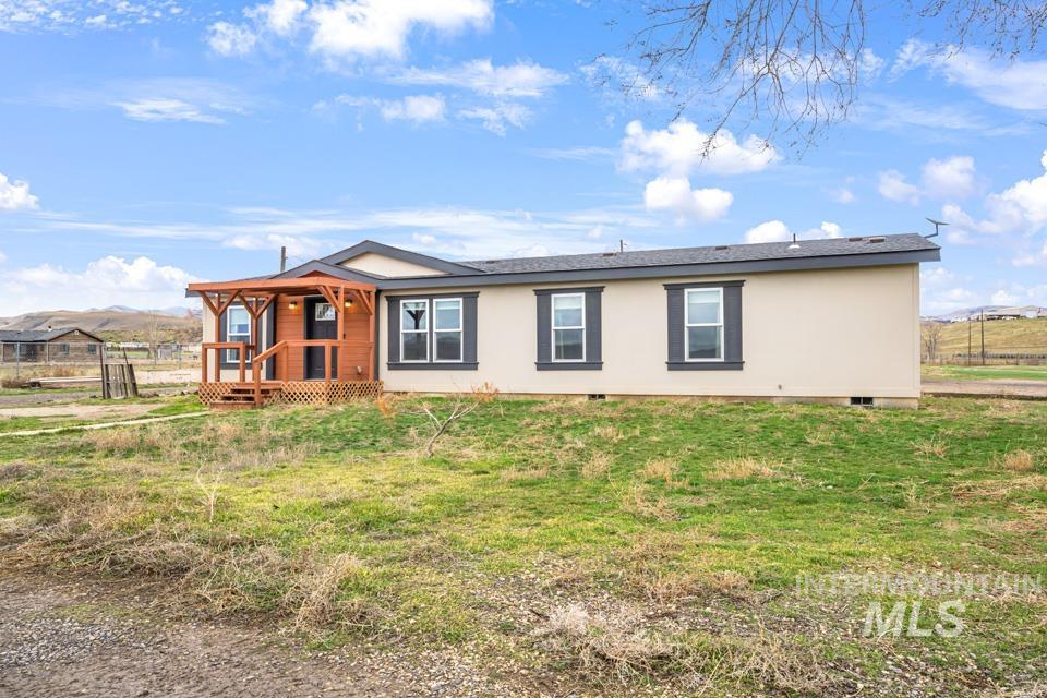 9446 Wright Rd, Melba, Idaho 83641, 3 Bedrooms, 2 Bathrooms, Residential For Sale, Price $475,000, 98976076