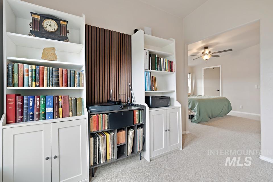 9446 Wright Rd, Melba, Idaho 83641, 3 Bedrooms, 2 Bathrooms, Residential For Sale, Price $475,000, 98976076