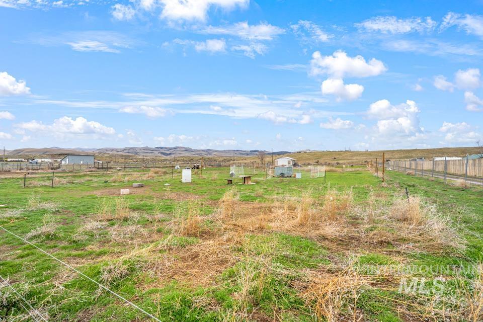 9446 Wright Rd, Melba, Idaho 83641, 3 Bedrooms, 2 Bathrooms, Residential For Sale, Price $475,000, 98976076