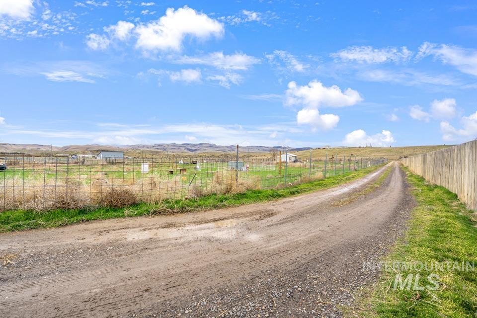 9446 Wright Rd, Melba, Idaho 83641, 3 Bedrooms, 2 Bathrooms, Residential For Sale, Price $475,000, 98976076