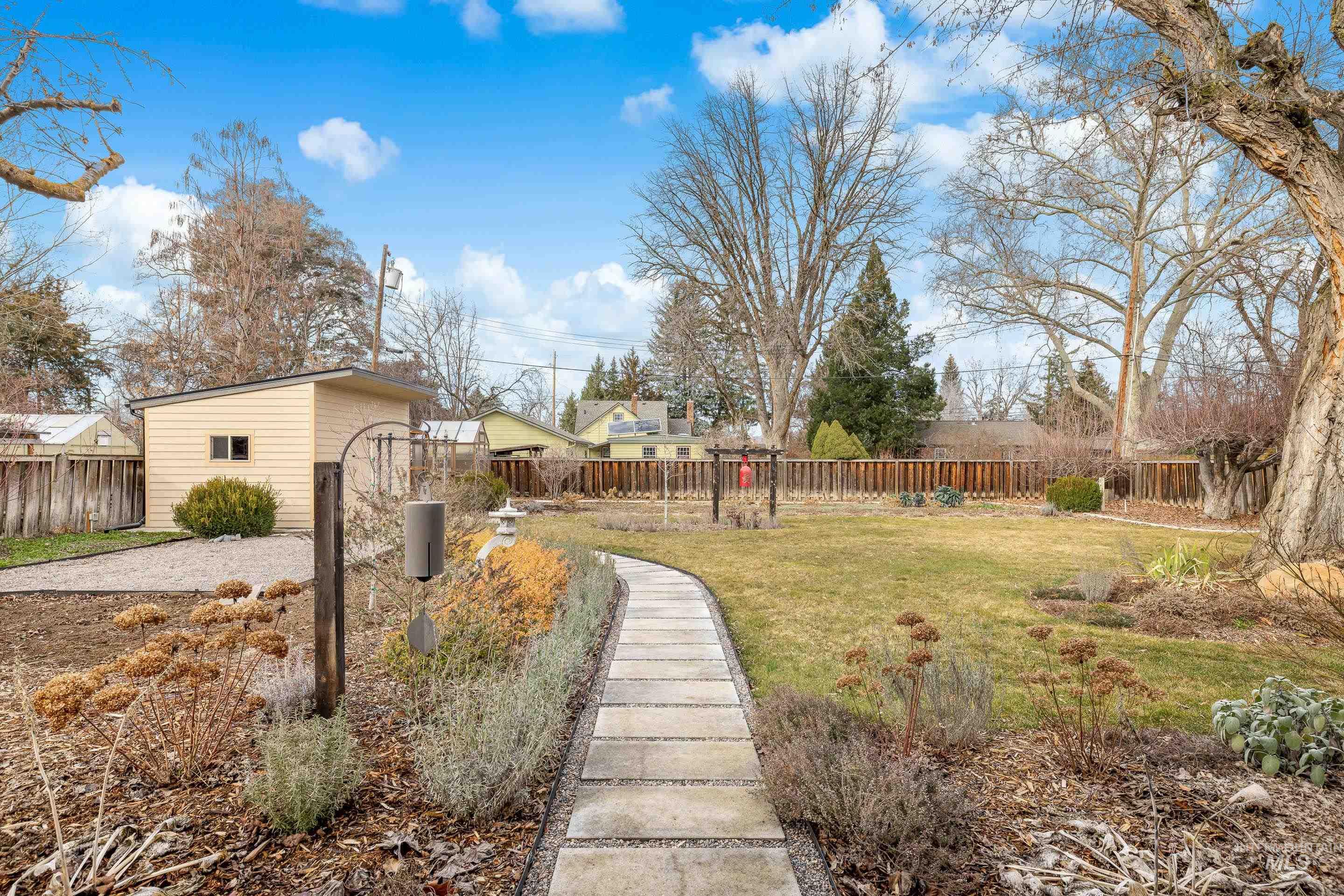 3504 W Grover Ct, Boise, Idaho 83705, 5 Bedrooms, 3 Bathrooms, Residential For Sale, Price $799,900, 98976077