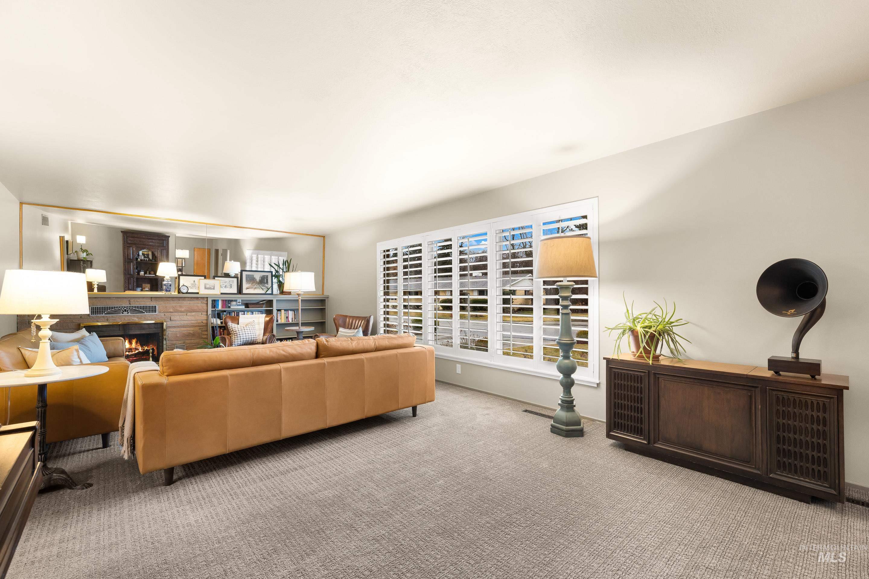 3504 W Grover Ct, Boise, Idaho 83705, 5 Bedrooms, 3 Bathrooms, Residential For Sale, Price $799,900, 98976077