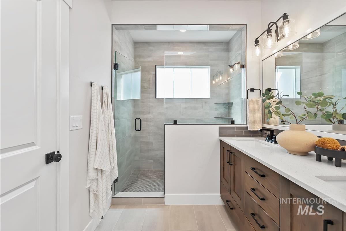 6566 W Los Flores Dr, Meridian, Idaho 83646, 3 Bedrooms, 2.5 Bathrooms, Residential For Sale, Price $669,900,MLS 98976079