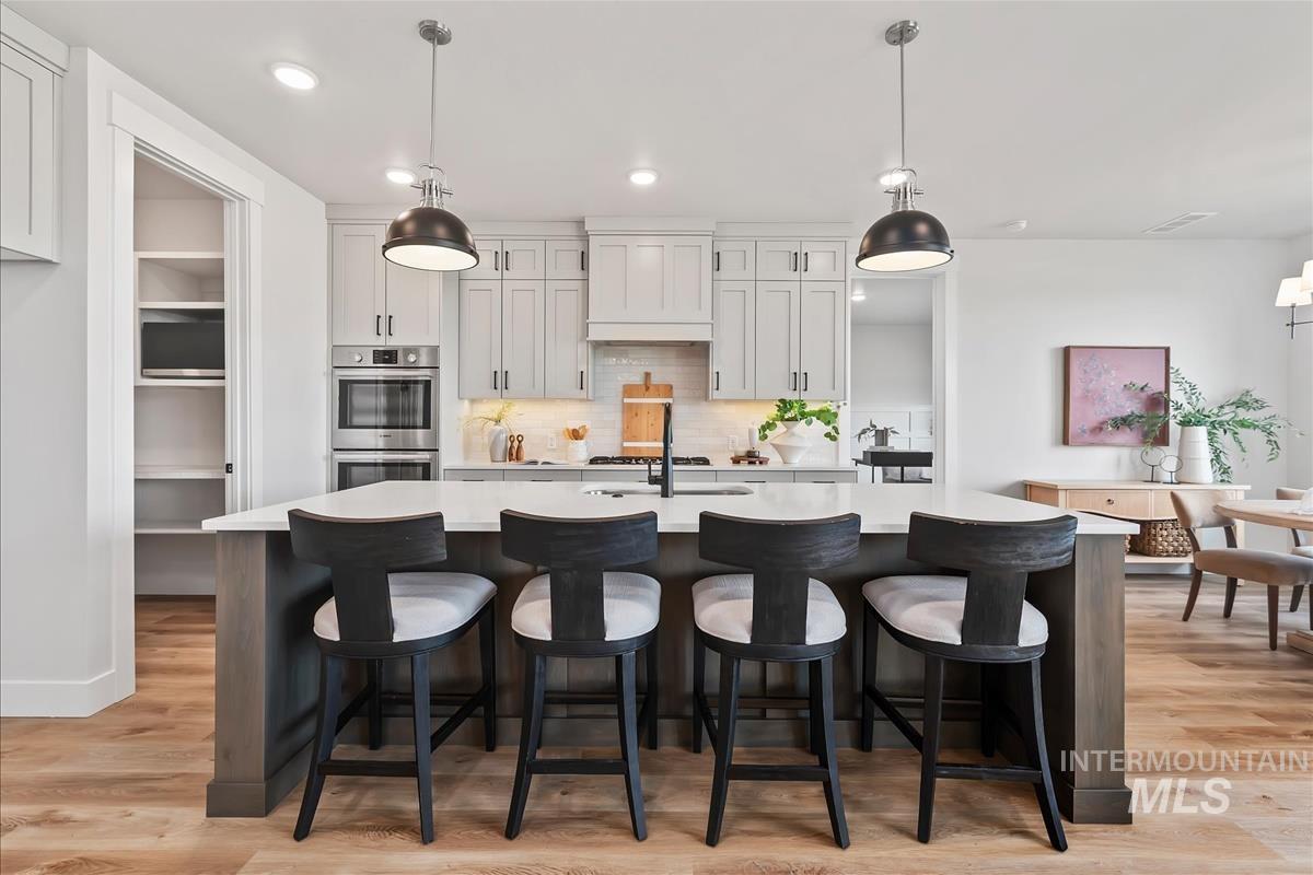 6566 W Los Flores Dr, Meridian, Idaho 83646, 3 Bedrooms, 2.5 Bathrooms, Residential For Sale, Price $669,900,MLS 98976079