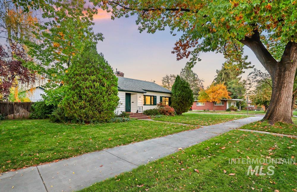 520 E Logan St, Boise, Idaho 83712, 3 Bedrooms, 2 Bathrooms, Residential For Sale, Price $875,000, 98976081