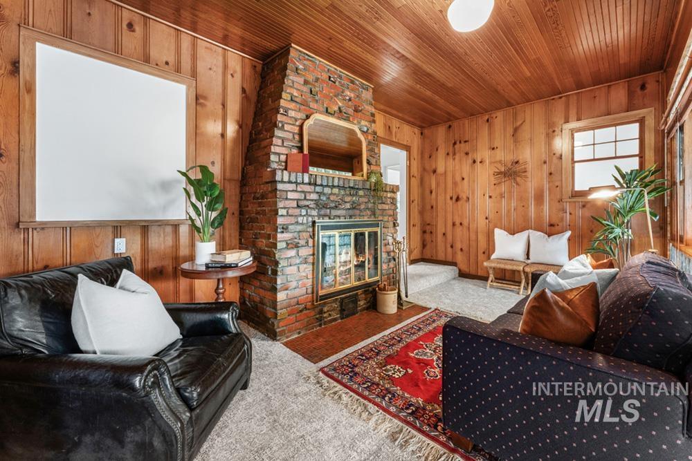 520 E Logan St, Boise, Idaho 83712, 3 Bedrooms, 2 Bathrooms, Residential For Sale, Price $875,000, 98976081