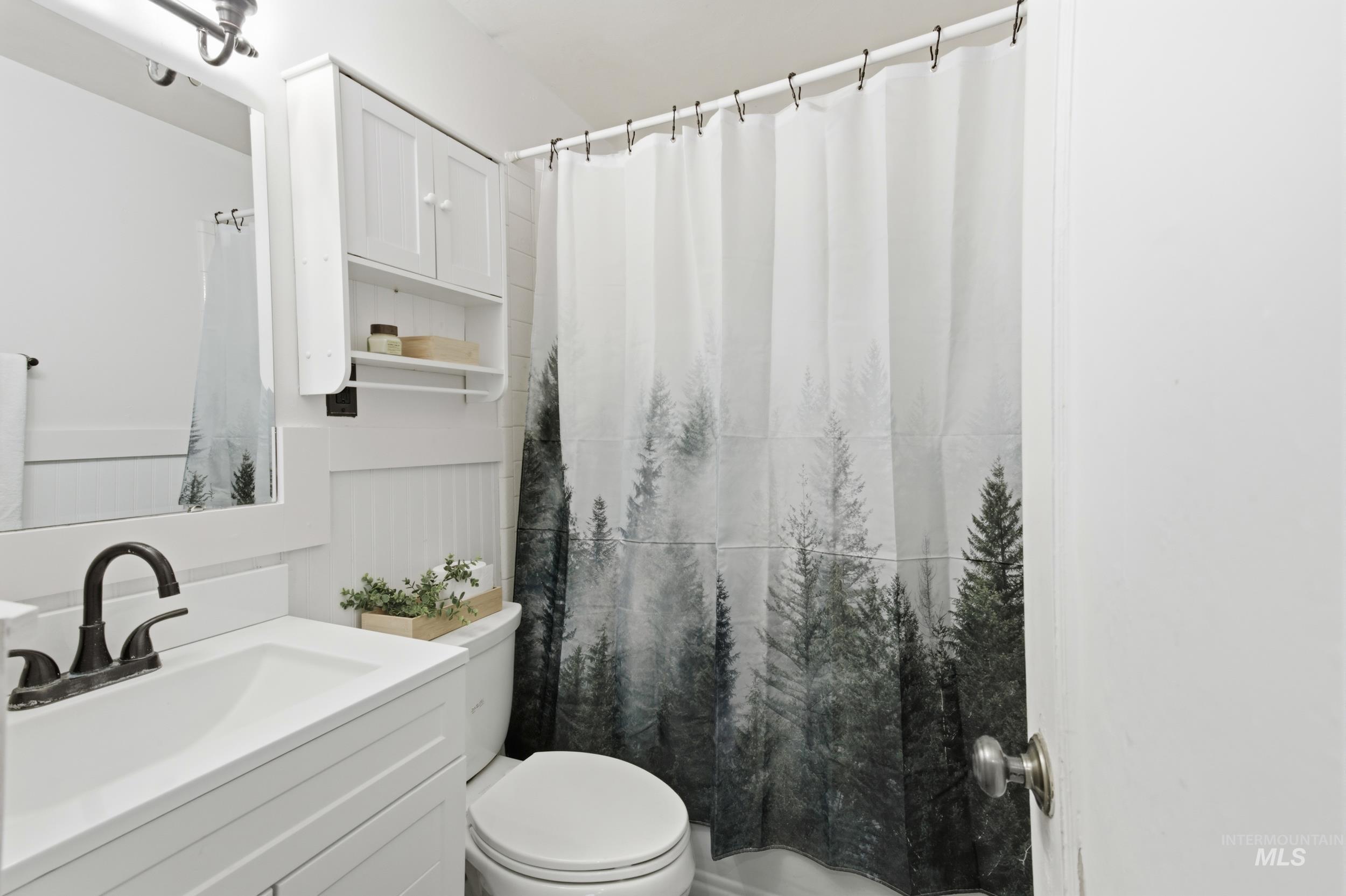 1551 W Salem St, Boise, Idaho 83705, 3 Bedrooms, 2 Bathrooms, Residential For Sale, Price $415,000, 98976082