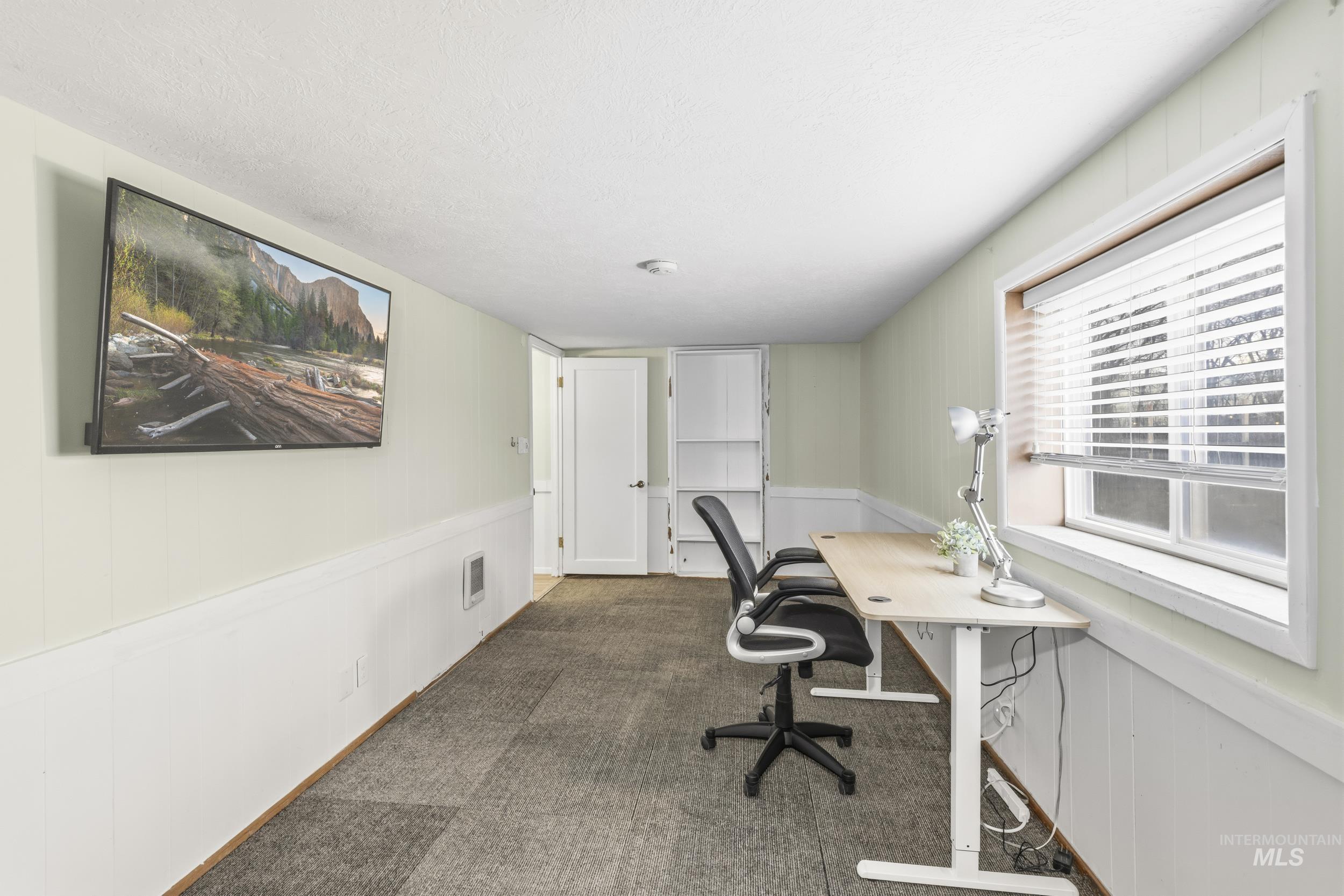 1551 W Salem St, Boise, Idaho 83705, 3 Bedrooms, 2 Bathrooms, Residential For Sale, Price $415,000, 98976082