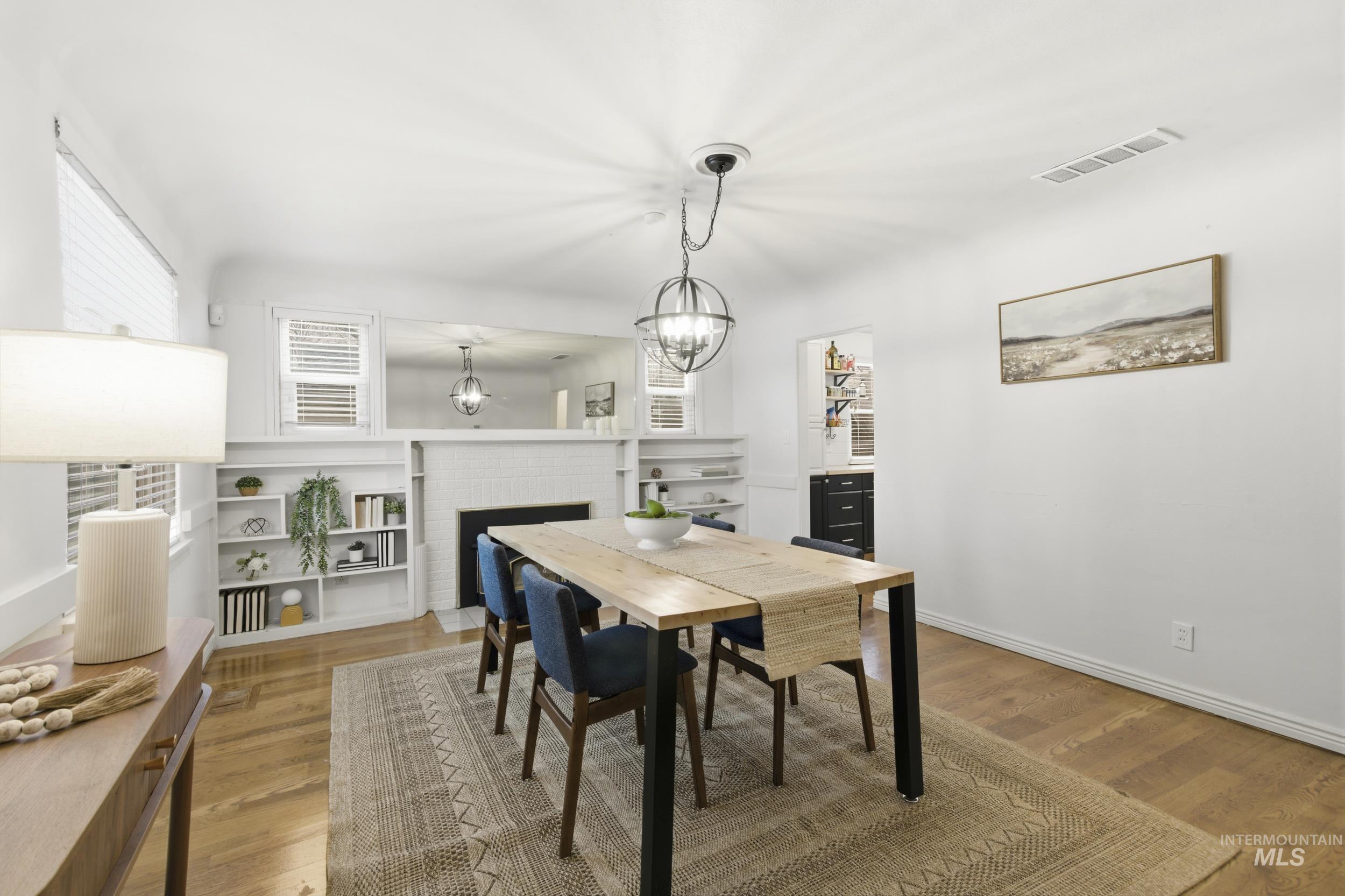 1551 W Salem St, Boise, Idaho 83705, 3 Bedrooms, 2 Bathrooms, Residential For Sale, Price $415,000, 98976082