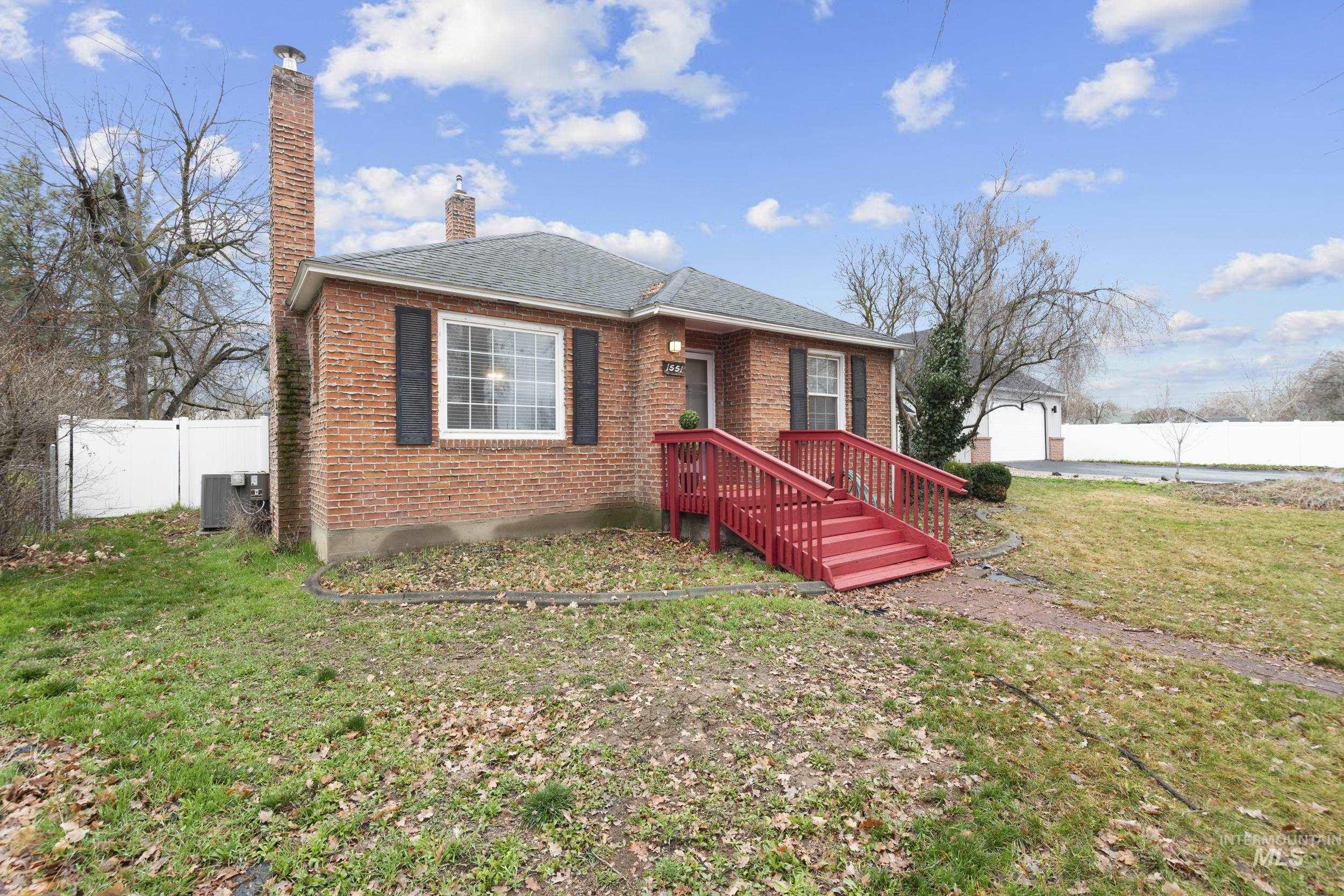 1551 W Salem St, Boise, Idaho 83705, 3 Bedrooms, 2 Bathrooms, Residential For Sale, Price $415,000, 98976082