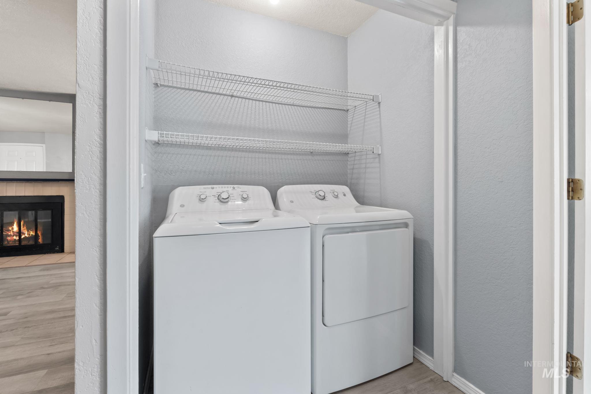 7060 W Colehaven Ln, Boise, Idaho 83704, 2 Bedrooms, 1 Bathroom, Residential For Sale, Price $245,000, 98976083