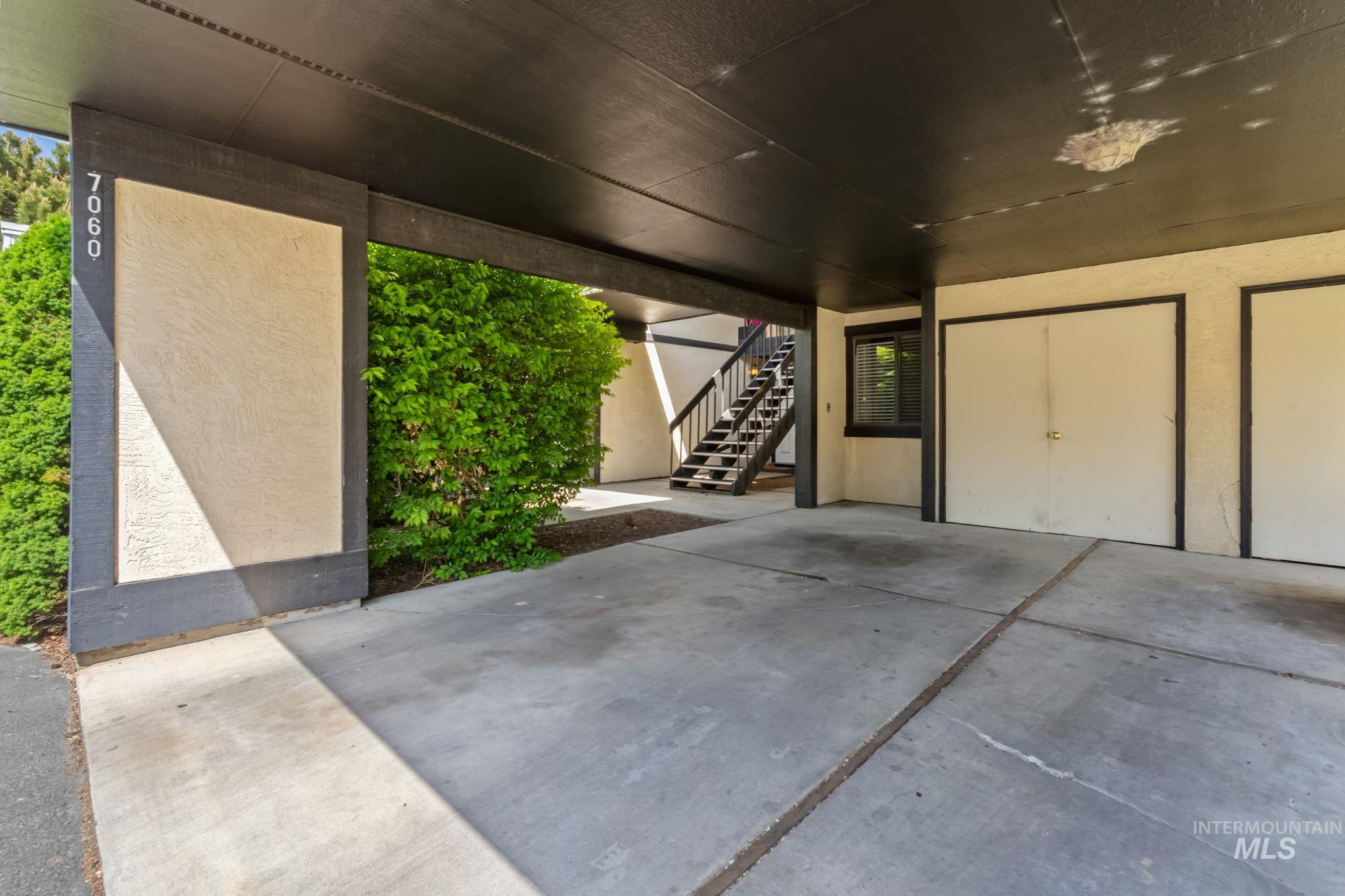 7060 W Colehaven Ln, Boise, Idaho 83704, 2 Bedrooms, 1 Bathroom, Residential For Sale, Price $245,000, 98976083