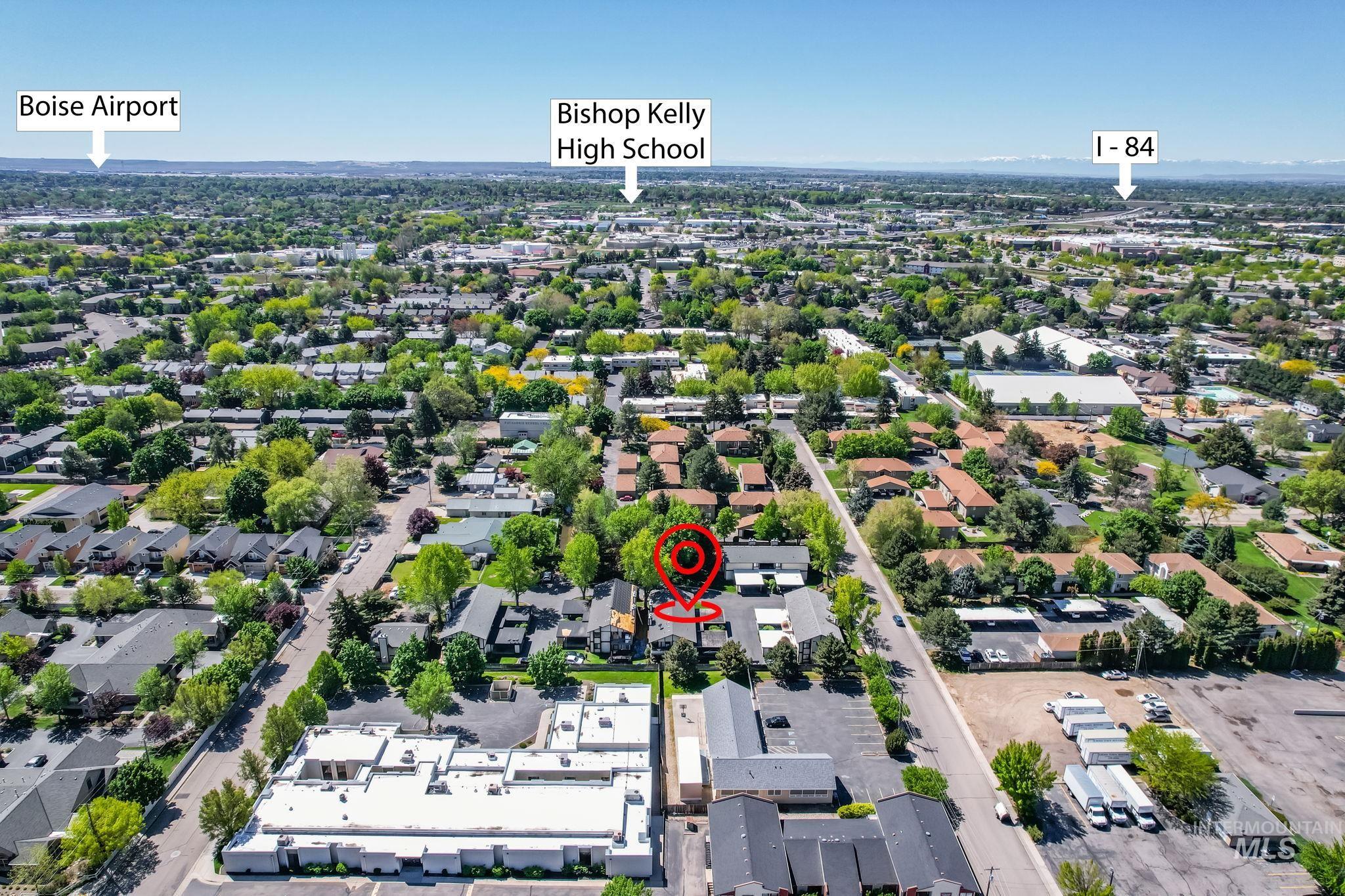 7060 W Colehaven Ln, Boise, Idaho 83704, 2 Bedrooms, 1 Bathroom, Residential Income For Sale, Price $245,000, 98976084