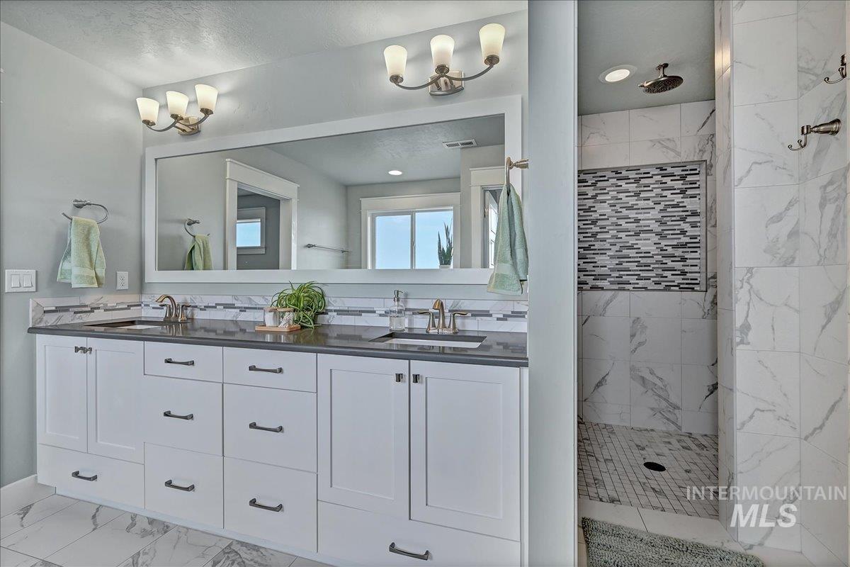 7713 S Wagons West Avenue, Boise, Idaho 83716, 4 Bedrooms, 2.5 Bathrooms, Residential For Sale, Price $689,000, 98976089