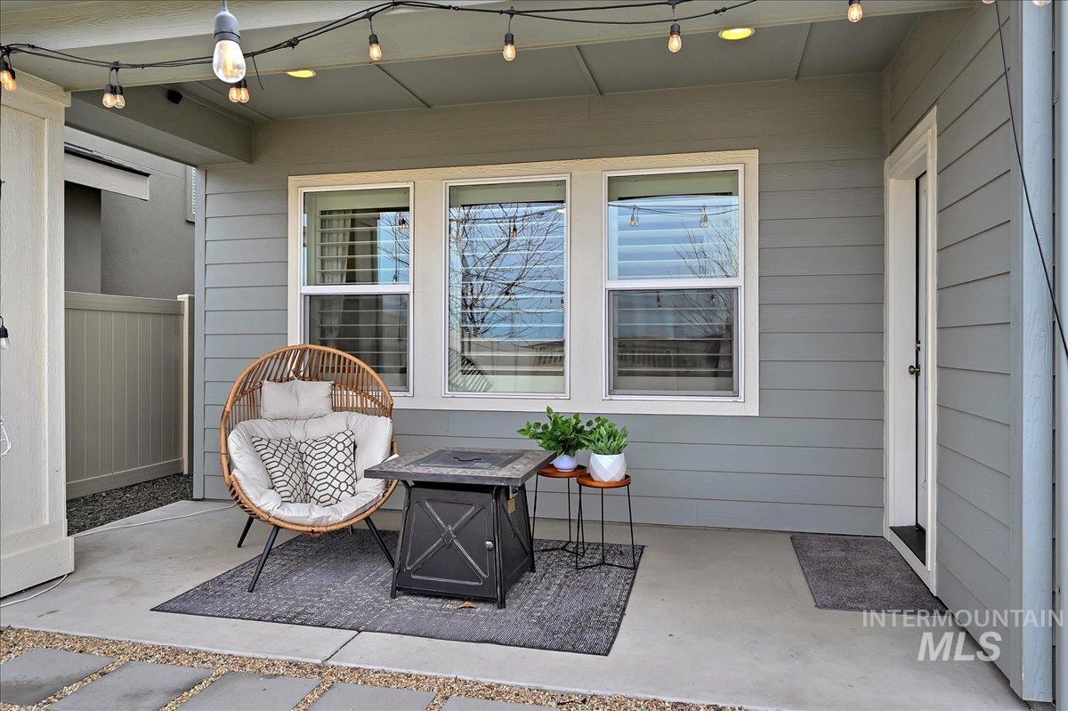 7713 S Wagons West Avenue, Boise, Idaho 83716, 4 Bedrooms, 2.5 Bathrooms, Residential For Sale, Price $689,000, 98976089