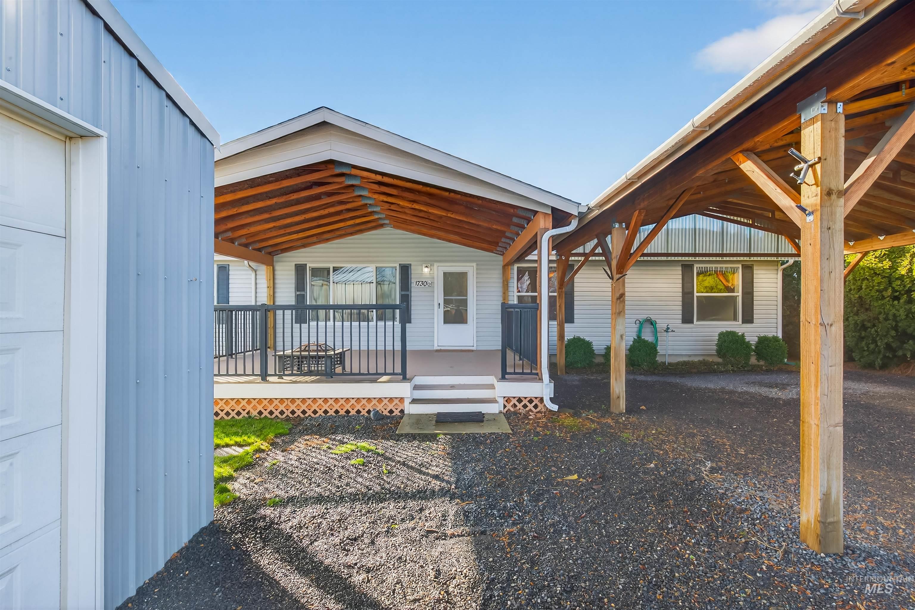 1730 1/2 Alder Ave, Lewiston, Idaho 83501, 3 Bedrooms, 2 Bathrooms, Residential For Sale, Price $409,000, 98976091