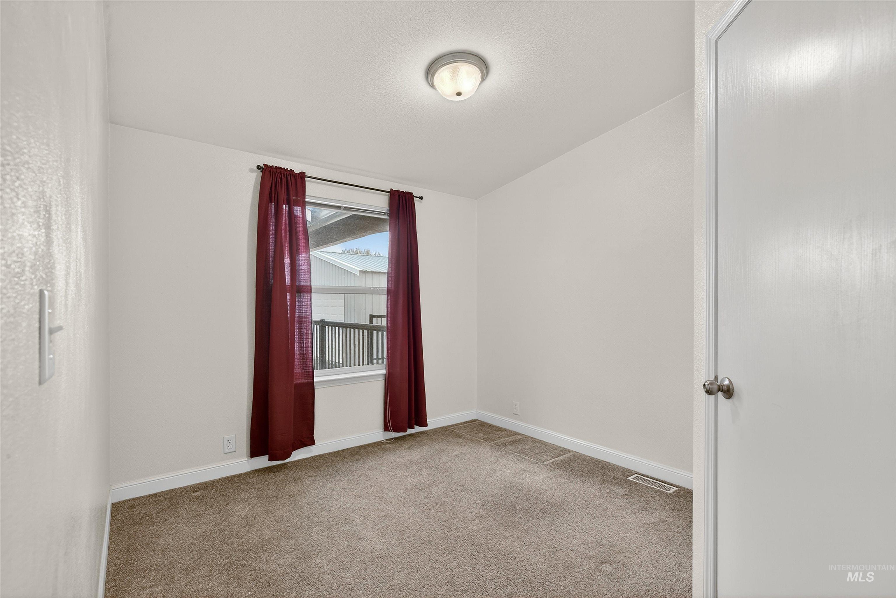 1730 1/2 Alder Ave, Lewiston, Idaho 83501, 3 Bedrooms, 2 Bathrooms, Residential For Sale, Price $409,000, 98976091