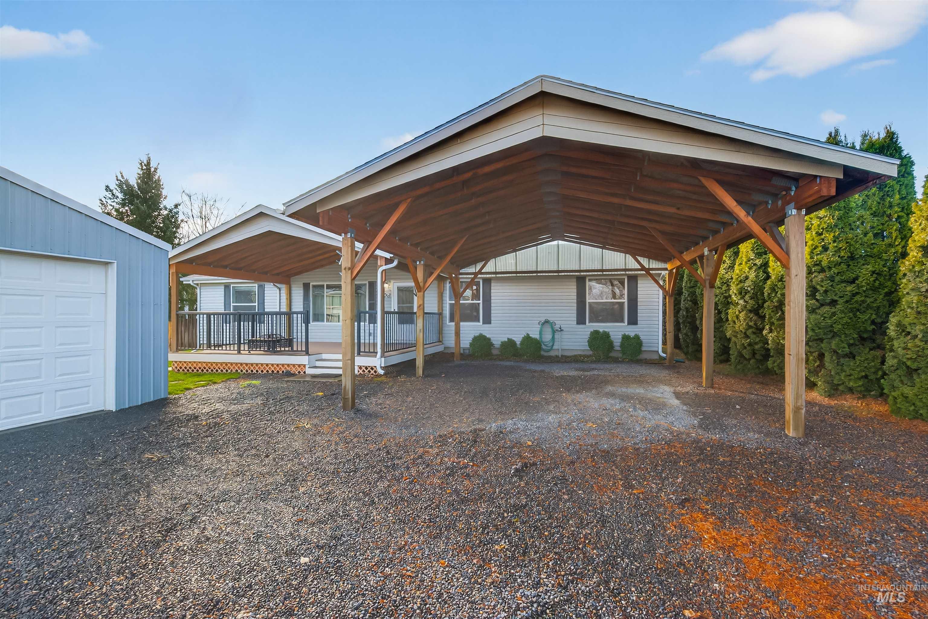 1730 1/2 Alder Ave, Lewiston, Idaho 83501, 3 Bedrooms, 2 Bathrooms, Residential For Sale, Price $409,000, 98976091