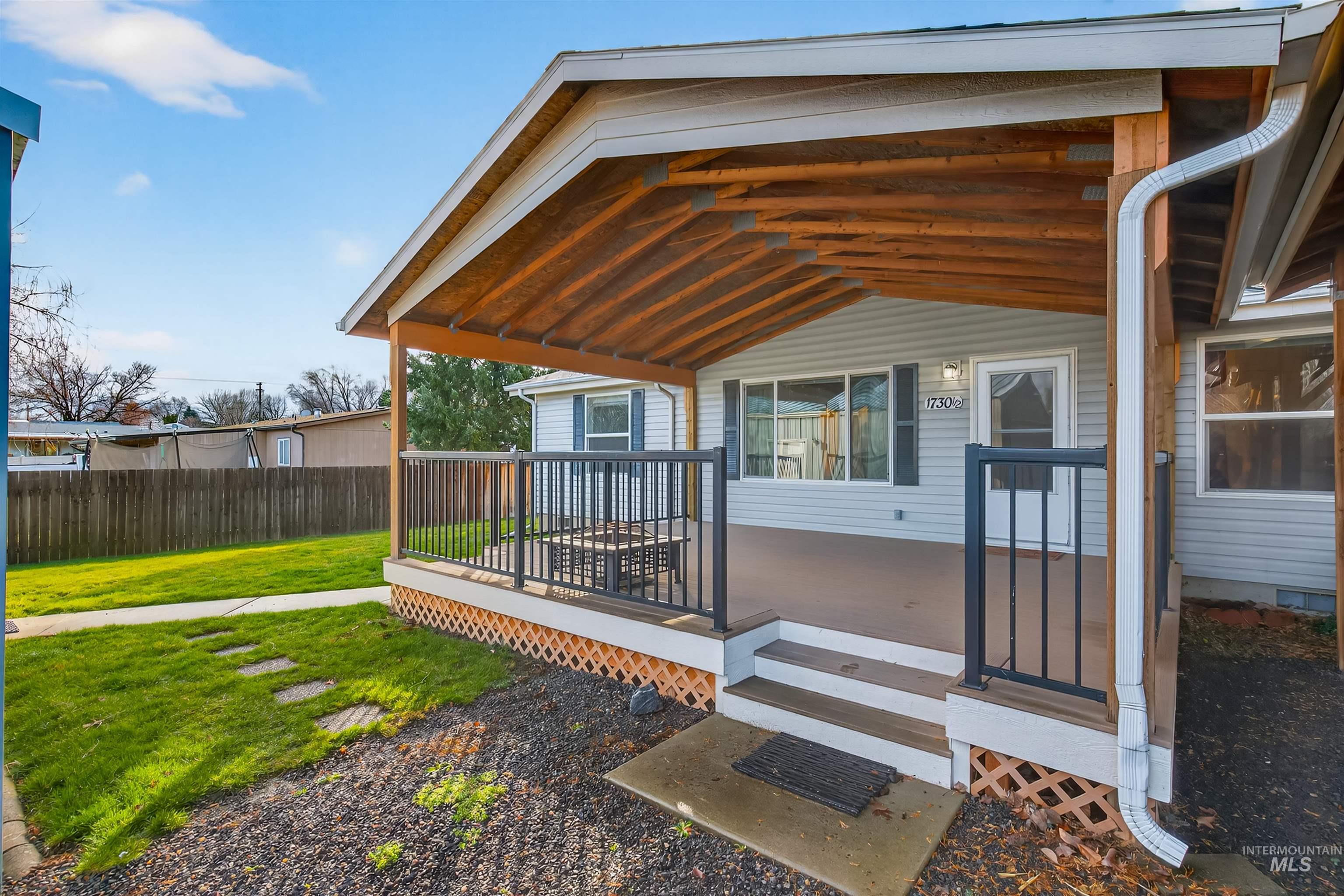 1730 1/2 Alder Ave, Lewiston, Idaho 83501, 3 Bedrooms, 2 Bathrooms, Residential For Sale, Price $409,000, 98976091