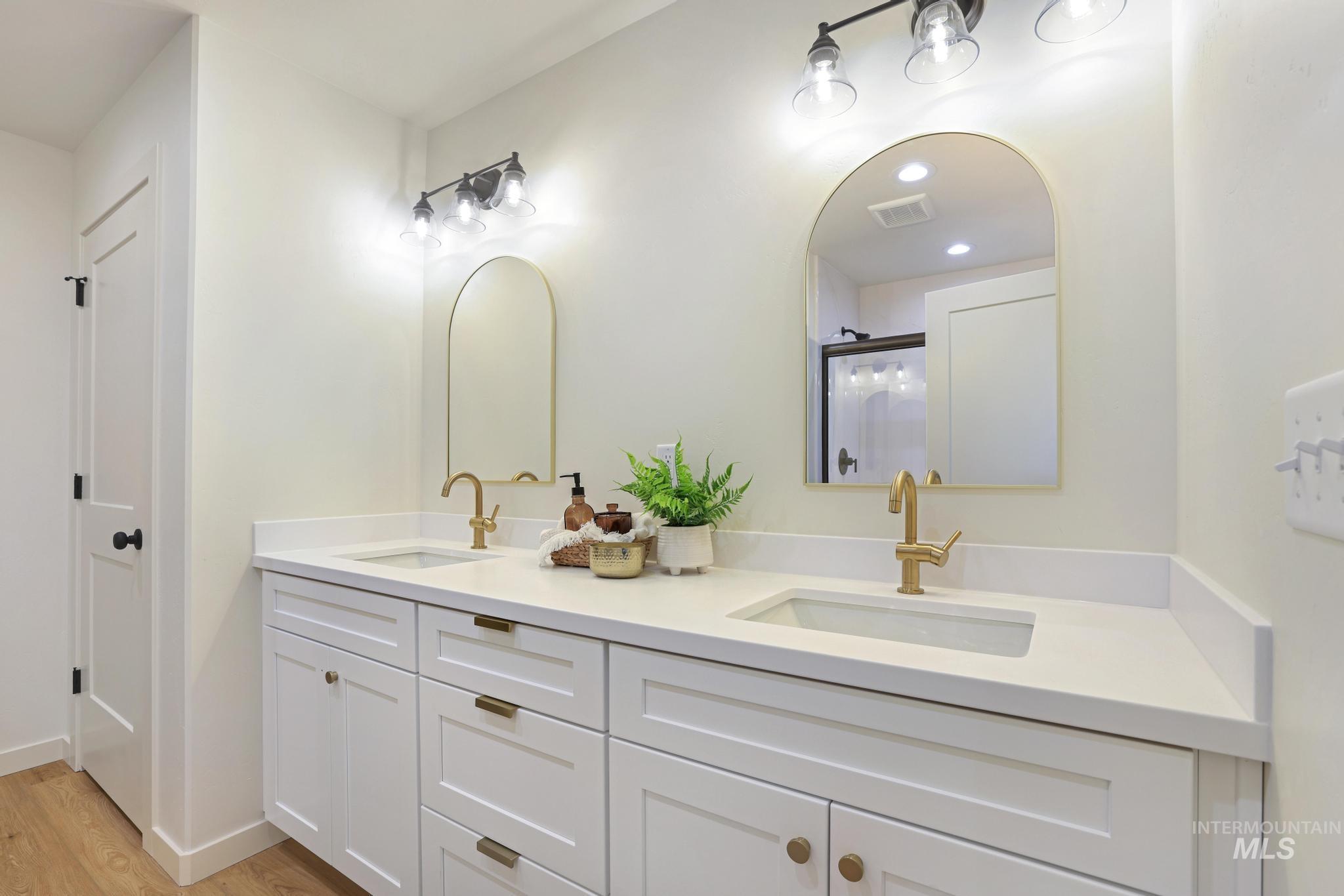 708 W Clark St, Paul, Idaho 83347, 3 Bedrooms, 2 Bathrooms, Residential For Sale, Price $365,000, 98976092