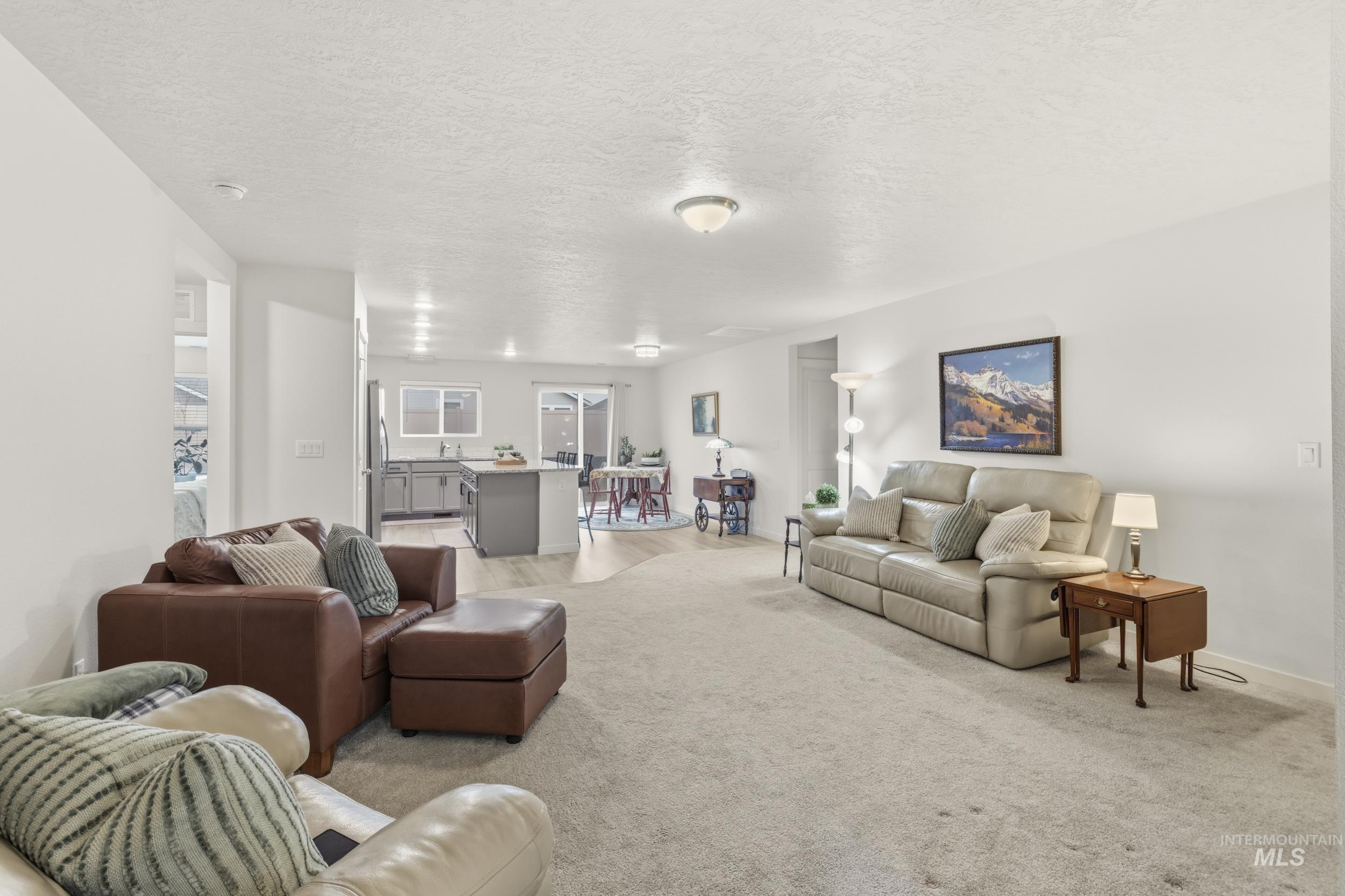 10435 Rockaway Ridge St, Nampa, Idaho 83687-1049, 3 Bedrooms, 2 Bathrooms, Residential For Sale, Price $389,900,MLS 98976094