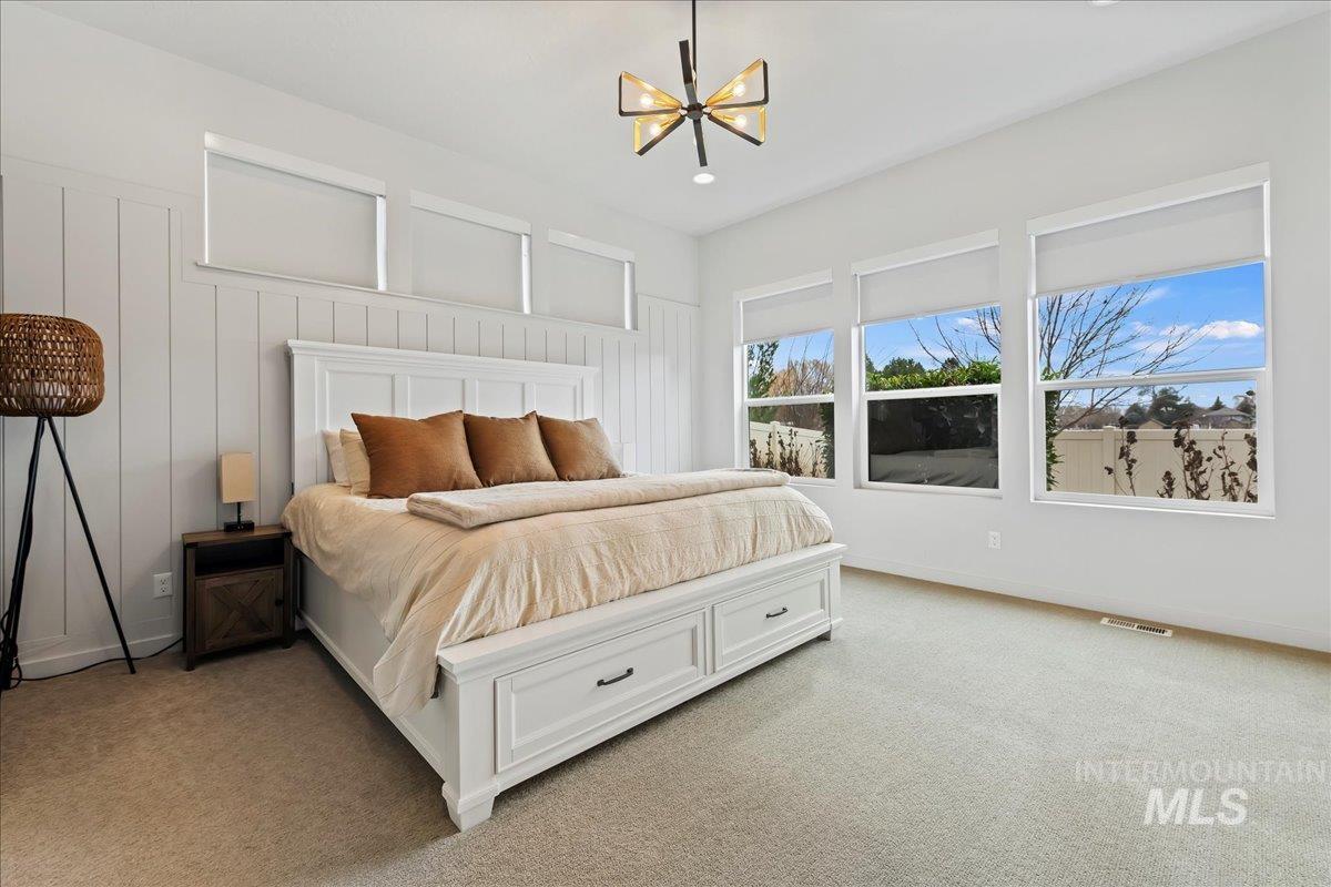 557 W Carnelian Lane, Eagle, Idaho 83616, 4 Bedrooms, 2 Bathrooms, Residential For Sale, Price $805,000,MLS 98976095