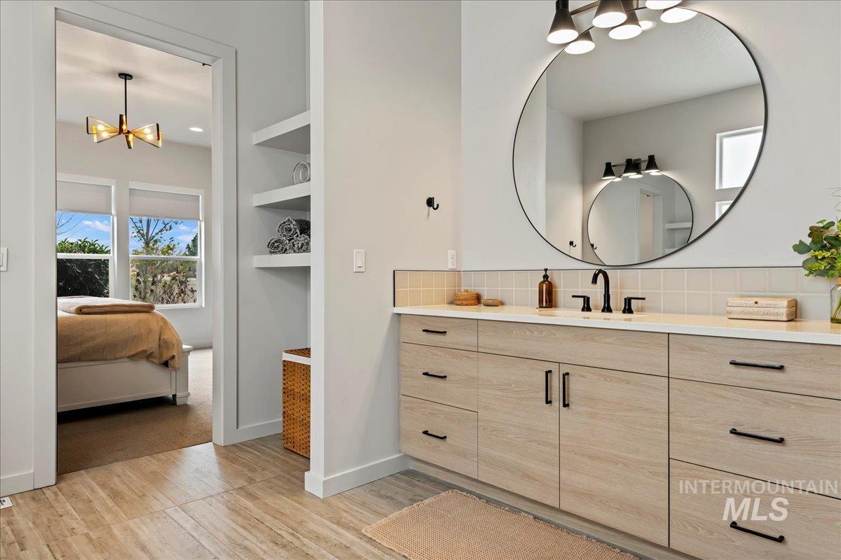 557 W Carnelian Lane, Eagle, Idaho 83616, 4 Bedrooms, 2 Bathrooms, Residential For Sale, Price $805,000,MLS 98976095