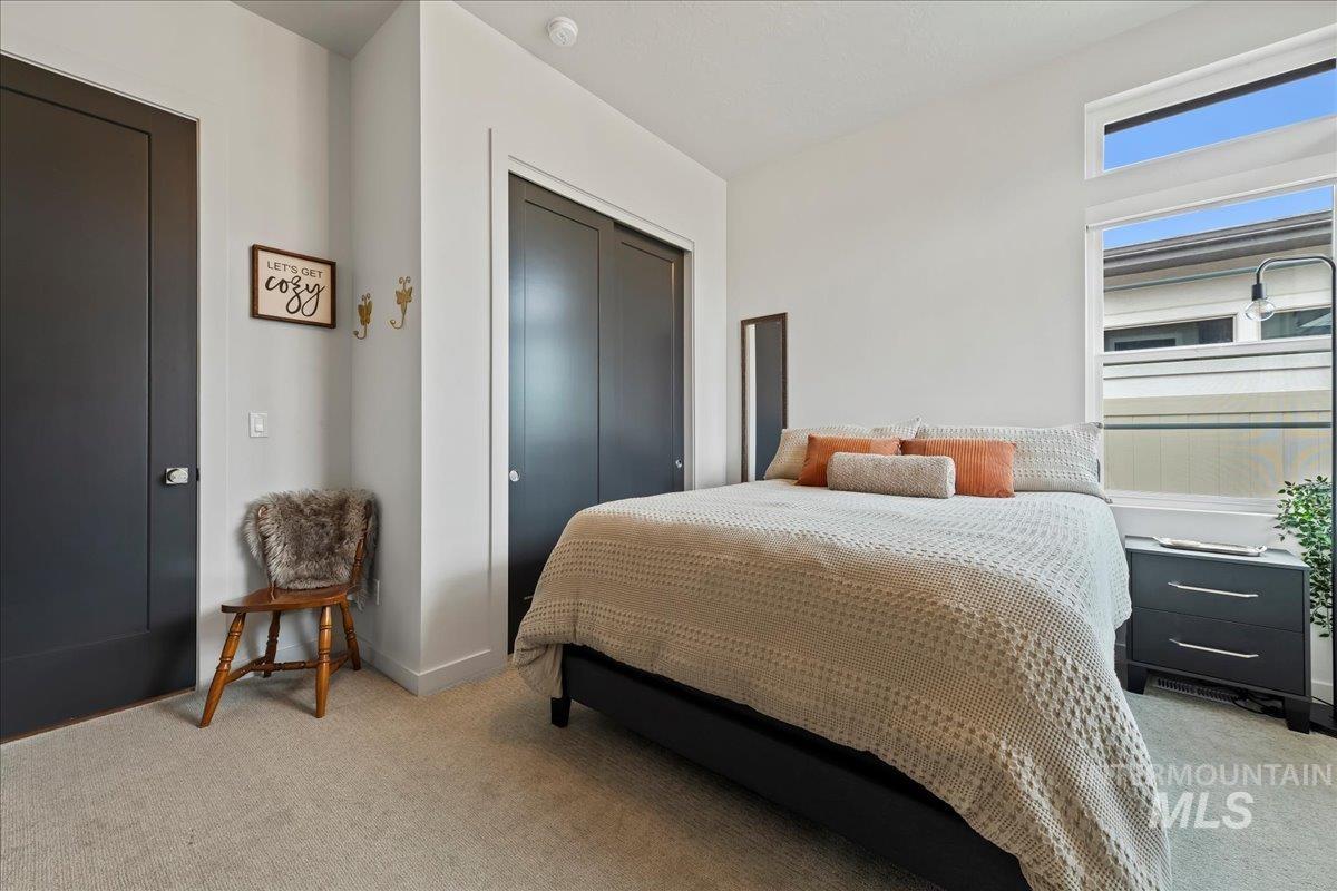 557 W Carnelian Lane, Eagle, Idaho 83616, 4 Bedrooms, 2 Bathrooms, Residential For Sale, Price $805,000,MLS 98976095