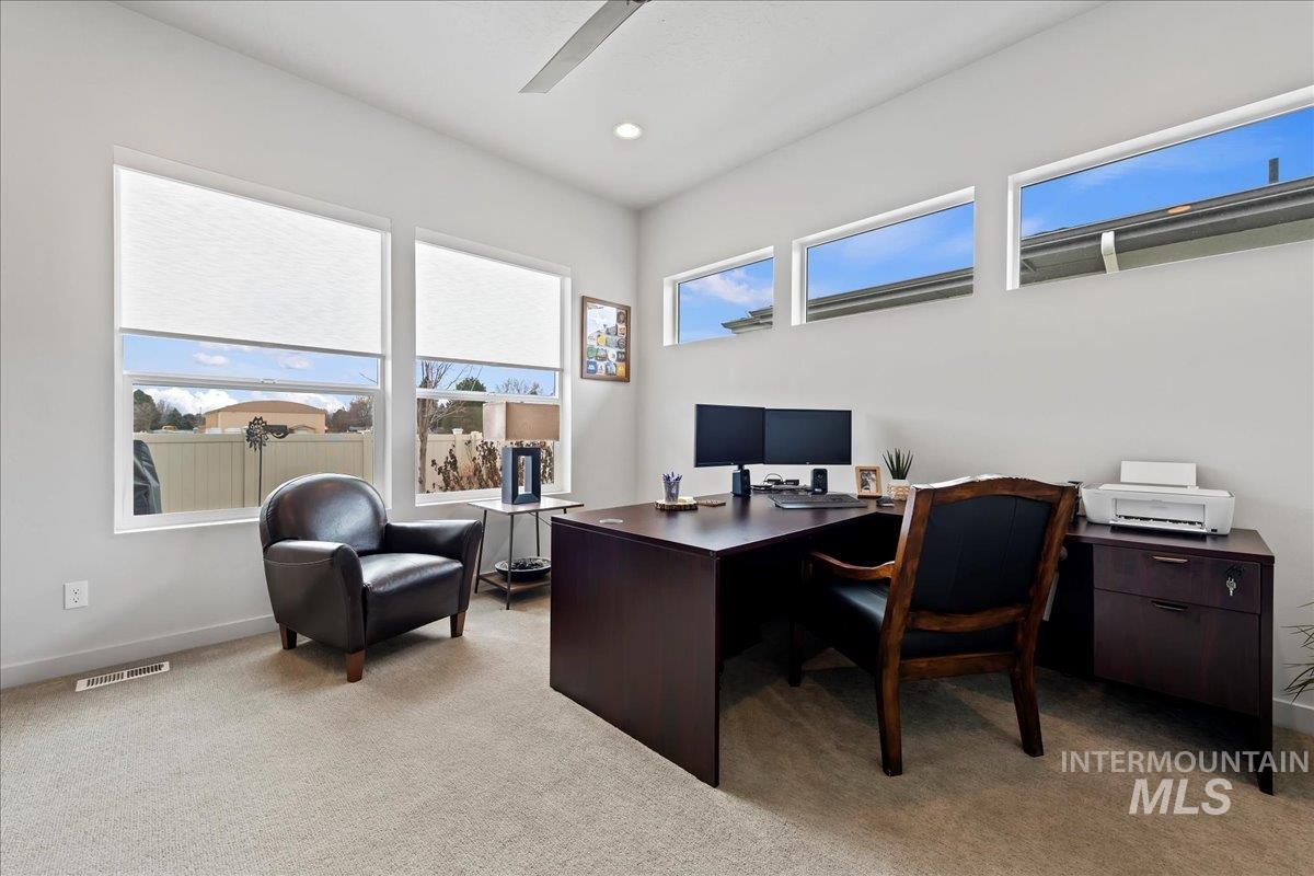 557 W Carnelian Lane, Eagle, Idaho 83616, 4 Bedrooms, 2 Bathrooms, Residential For Sale, Price $805,000,MLS 98976095