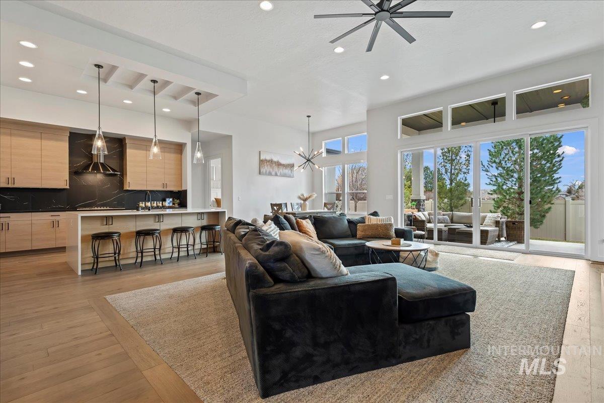 557 W Carnelian Lane, Eagle, Idaho 83616, 4 Bedrooms, 2 Bathrooms, Residential For Sale, Price $805,000,MLS 98976095