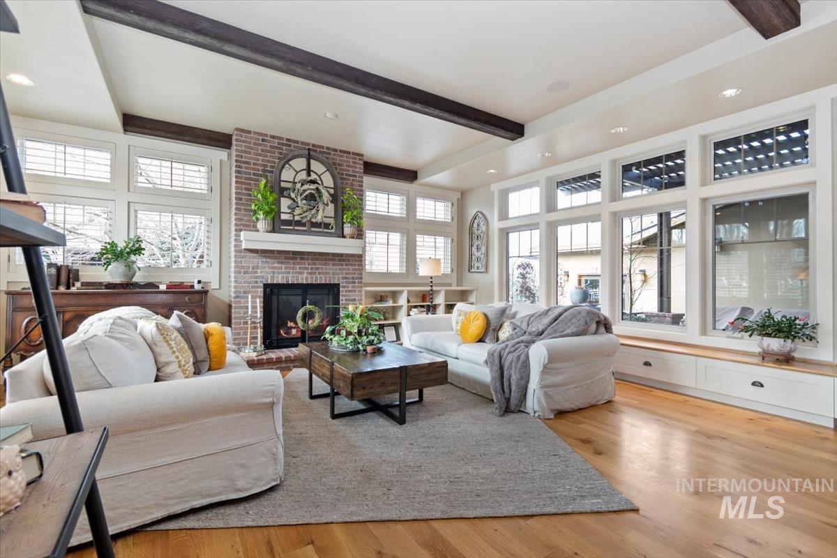 12961 N 9th Avenue, Boise, Idaho 83714, 3 Bedrooms, 3.5 Bathrooms, Residential For Sale, Price $925,000,MLS 98976096