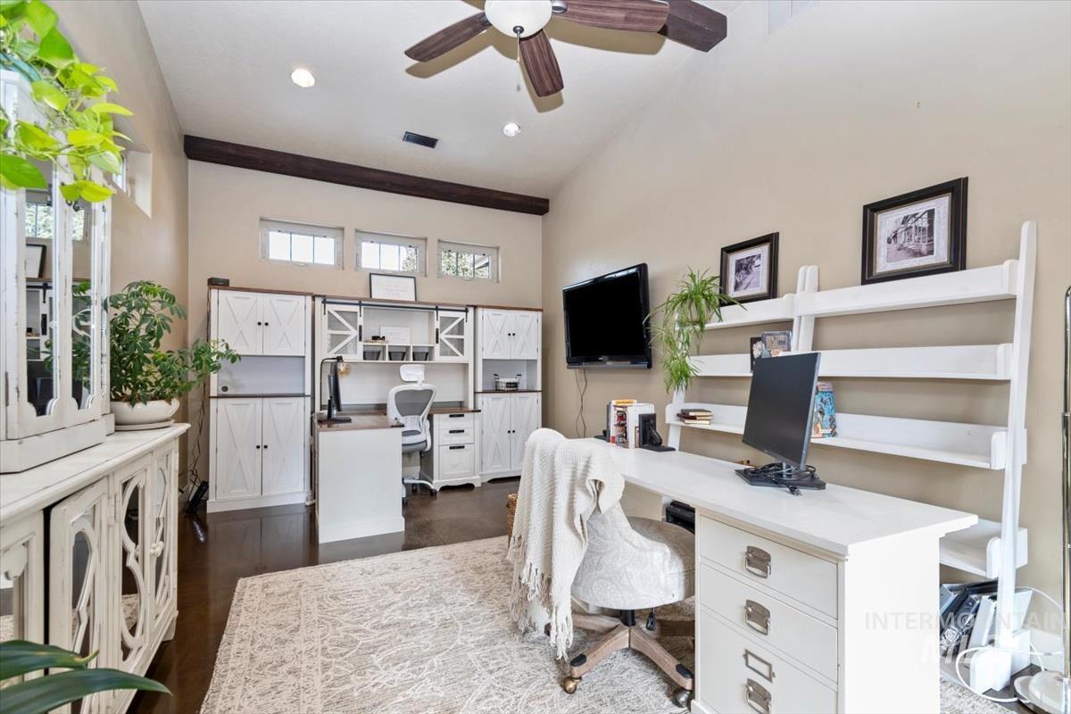 12961 N 9th Avenue, Boise, Idaho 83714, 3 Bedrooms, 3.5 Bathrooms, Residential For Sale, Price $925,000,MLS 98976096